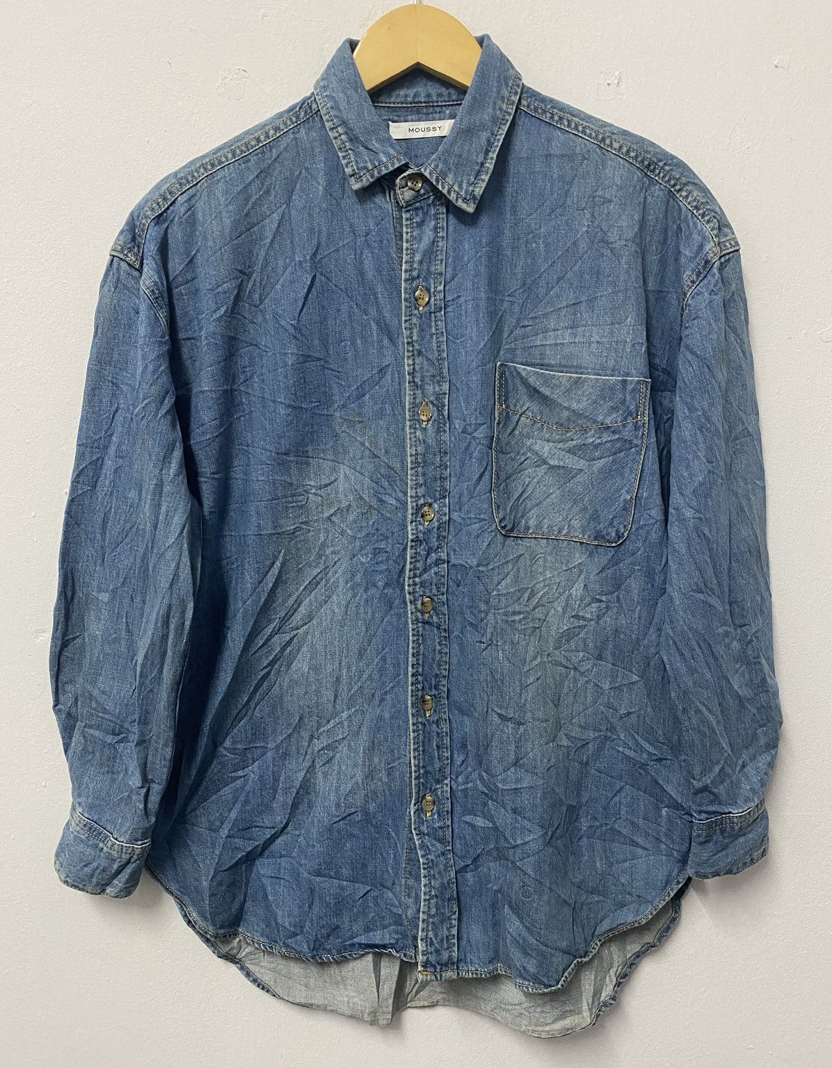 MOUSSY Vintage Moussy Chambray Jeans Button Ups Shirts Size US L / EU 52-54 / 3 - 1 Thumbnail