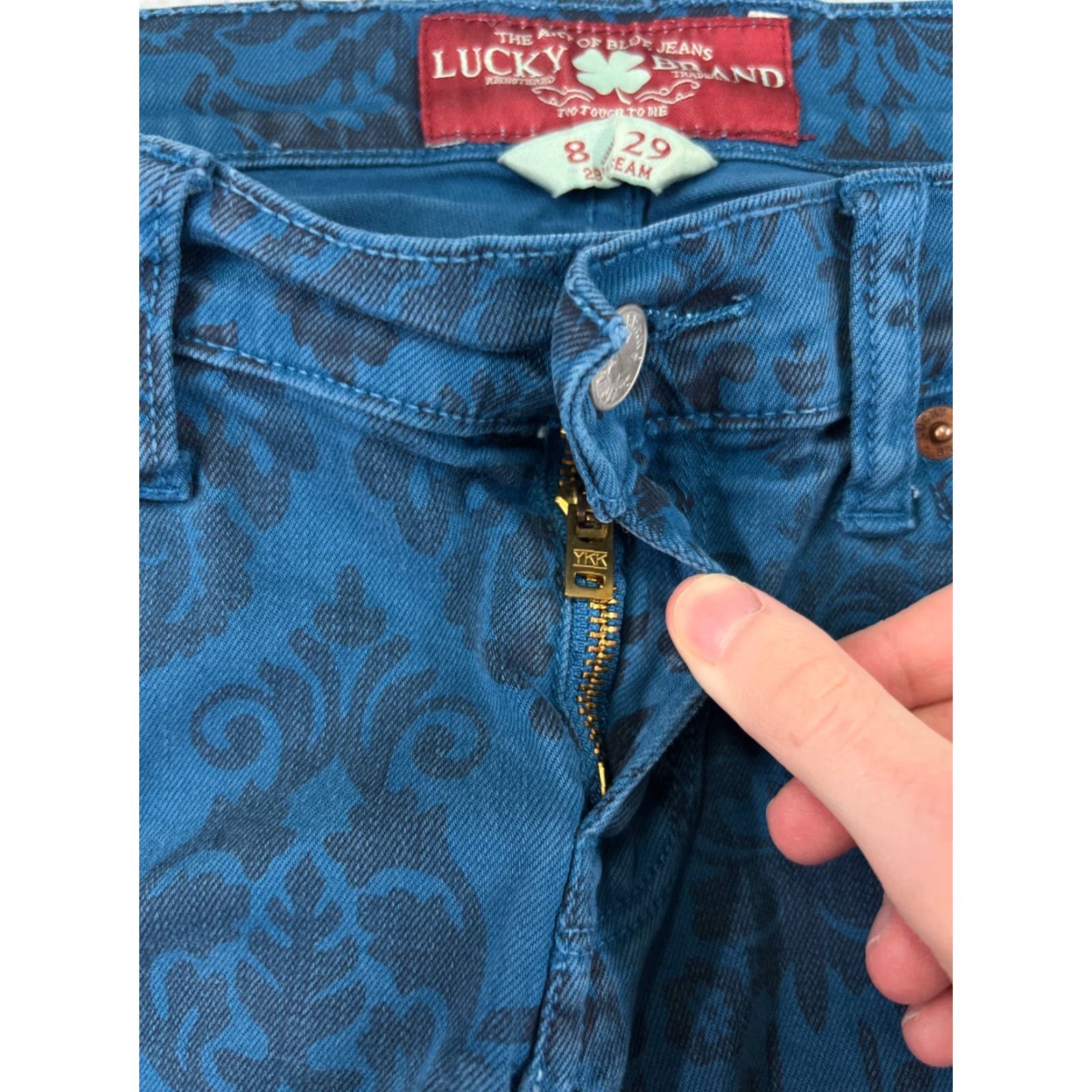 Lucky Brand Lucky Brand Jeans Womens 8 Blue Floral Pattern Charlie Skinny Cotton Blend Jeans Size 30" / US 8 / IT 44 - 7 Thumbnail