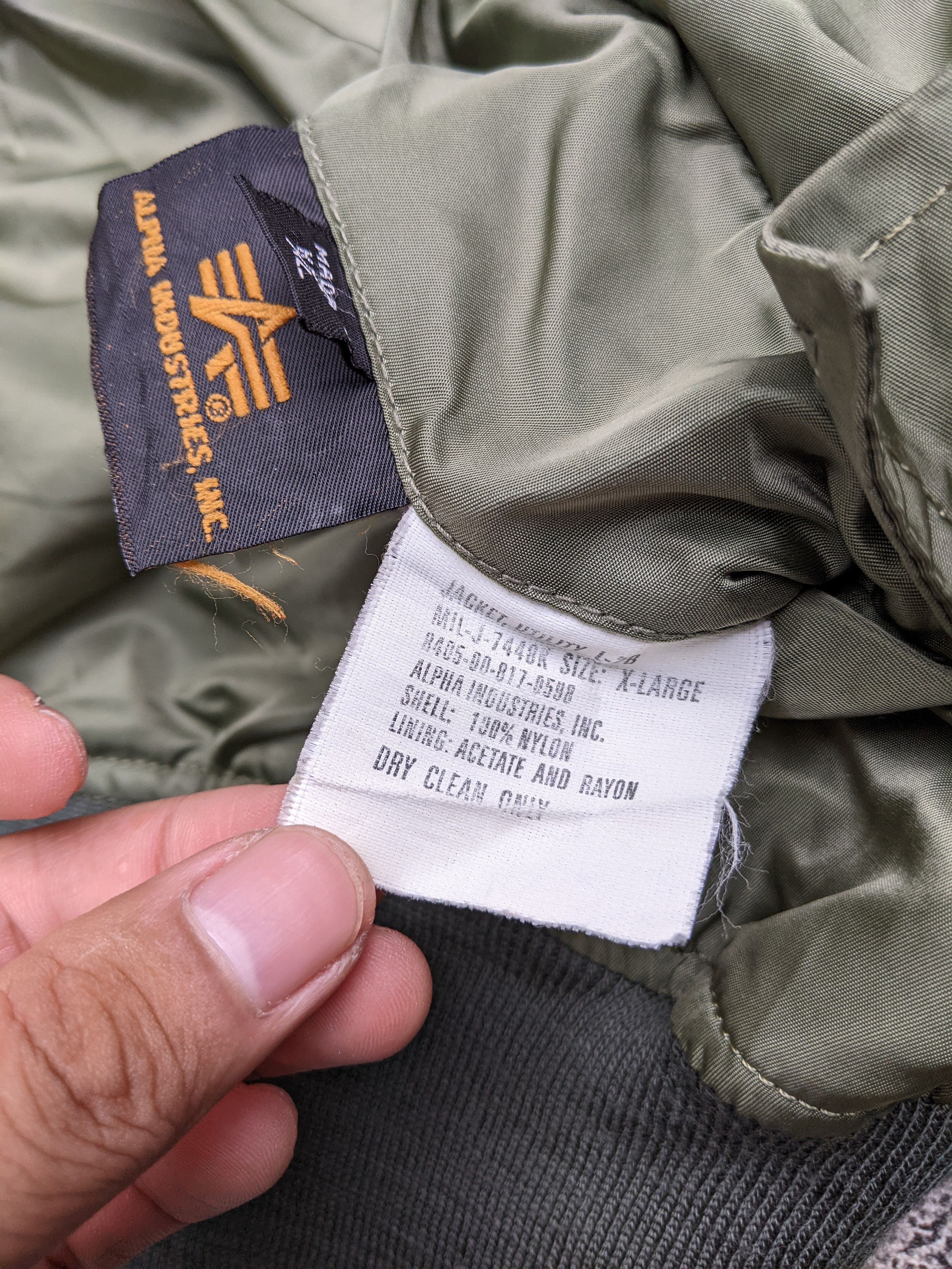 Alpha Industries Alpha Industries MA-1 Bomber Jacket Olive Green Size US XL / EU 56 / 4 - 9 Thumbnail