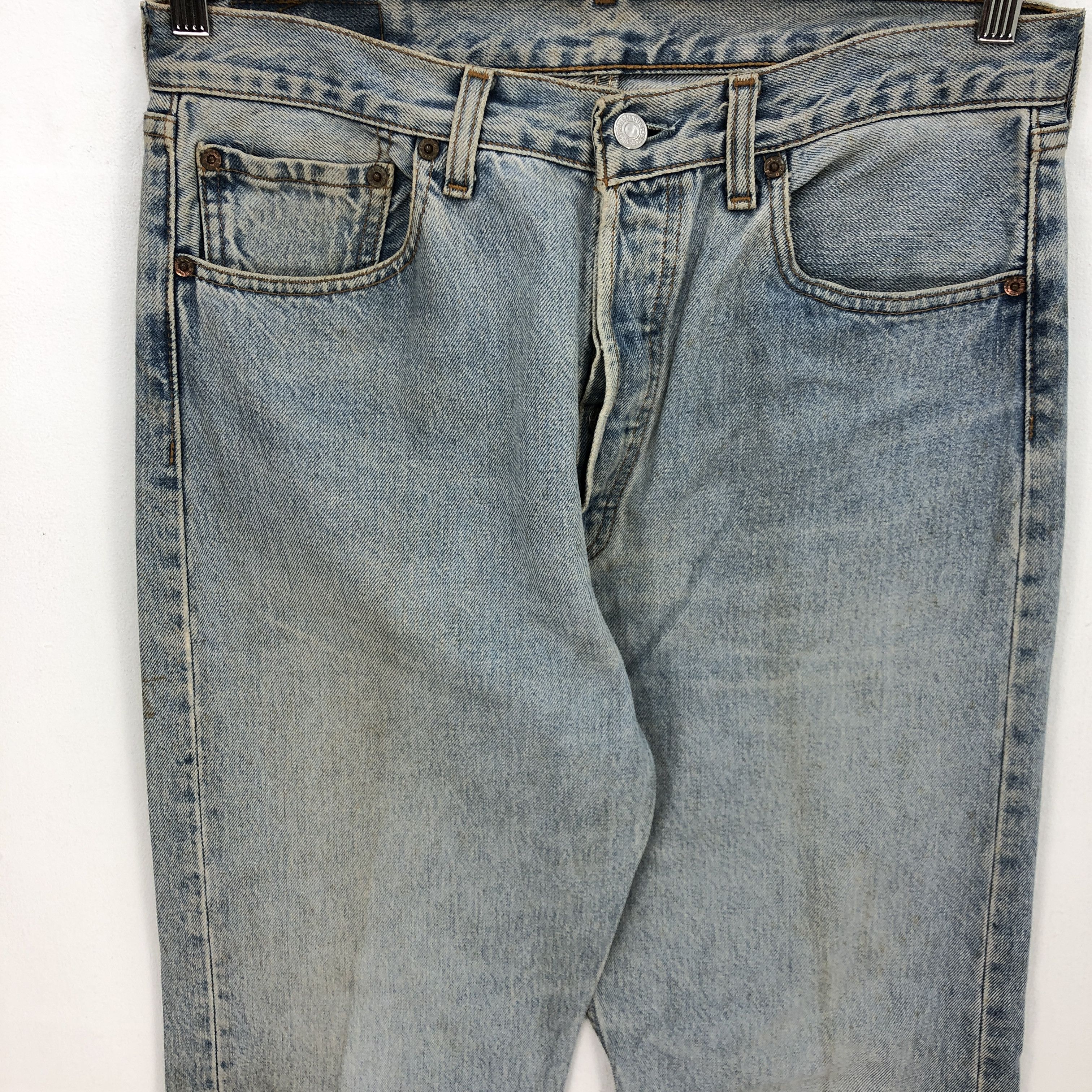 Levi's Vintage Levis 501 Sun Faded Jeans Levi's Light Wash Denim Size US 32 / EU 48 - 3 Thumbnail