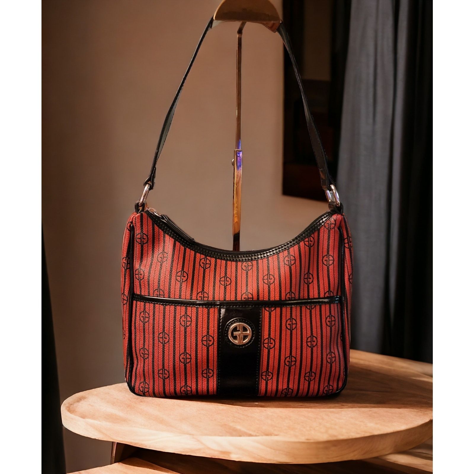 Giani Bernini Giani Bernini Stripe Signature Black/Red Faux Leather Purse Size ONE SIZE - 1 Thumbnail
