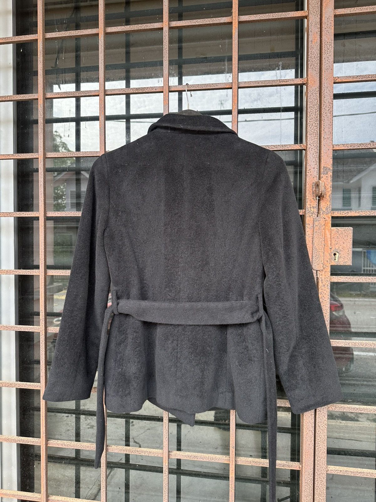 Issey Miyake Ined Double Collar Wool Cropped Jacket Size US S / EU 44-46 / 1 - 6 Thumbnail