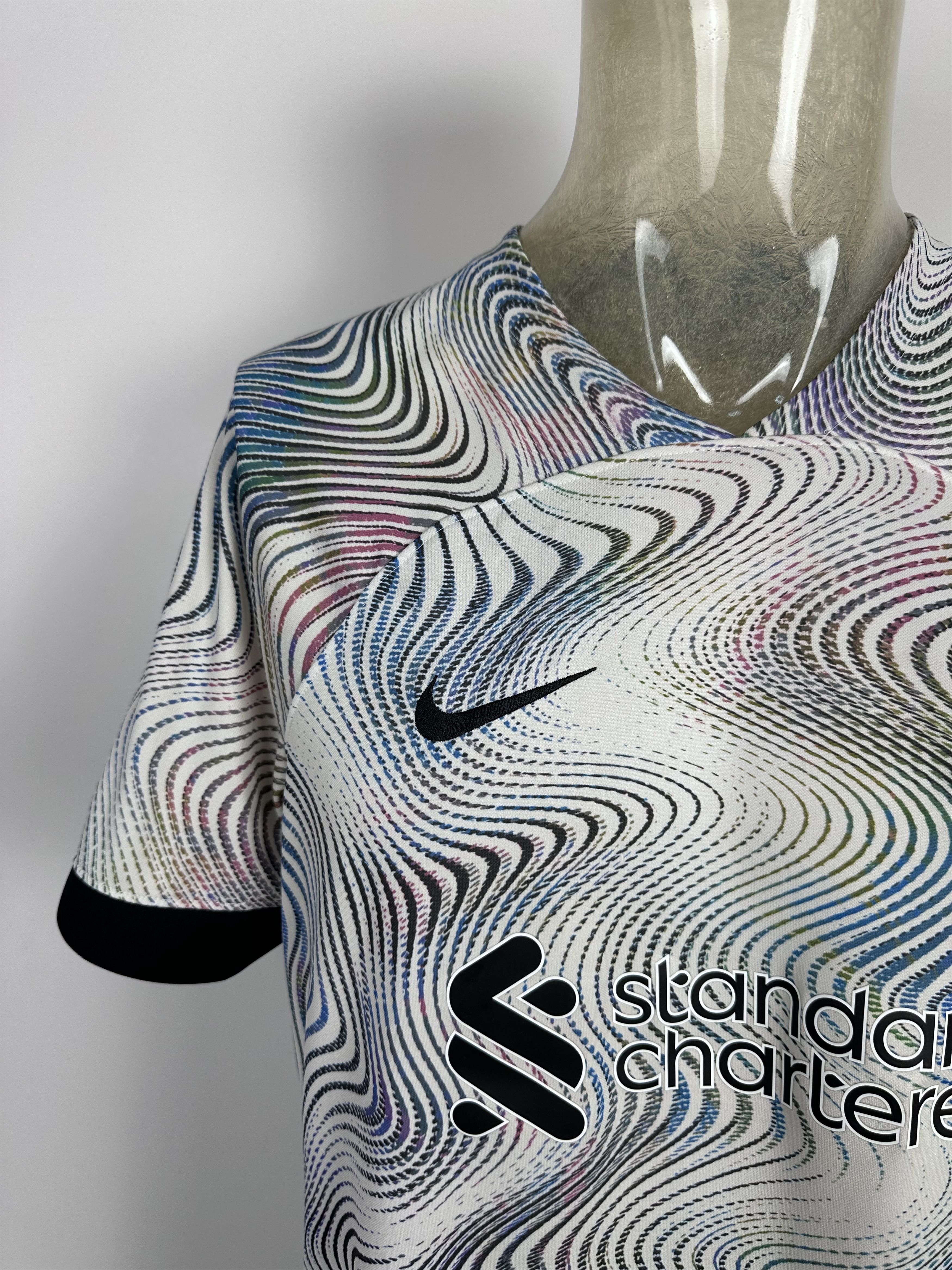 Nike Liverpool 2022 2023 Away Football Shirt Soccer Jersey Nike Size US L / EU 52-54 / 3 - 3 Thumbnail