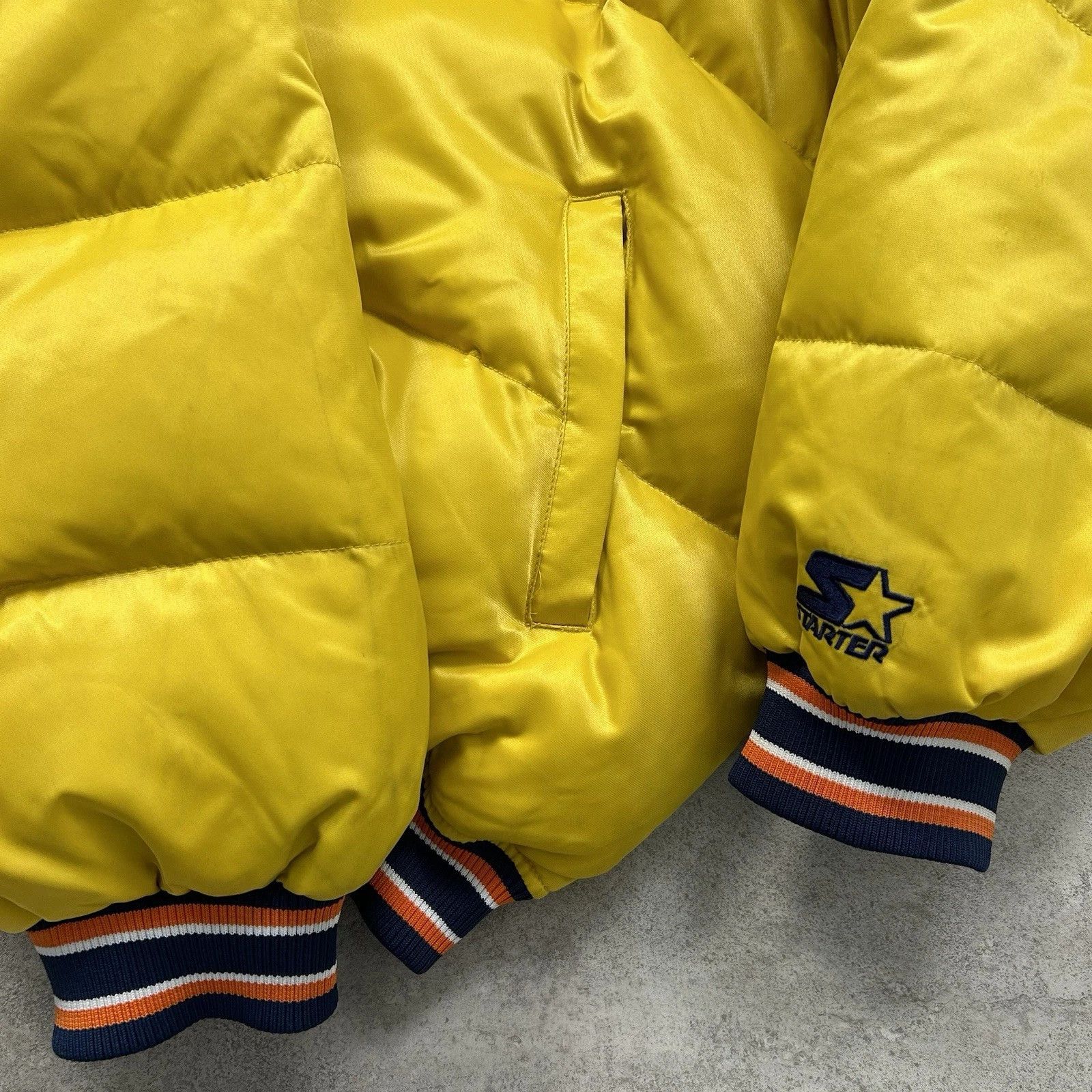 MLB × Starter × Vintage RARE DETROIT TIGERS SATIN BOMBER JACKET DOWN PUFFER SIZE 5XL Size US XXL / EU 58 / 5 - 6 Thumbnail