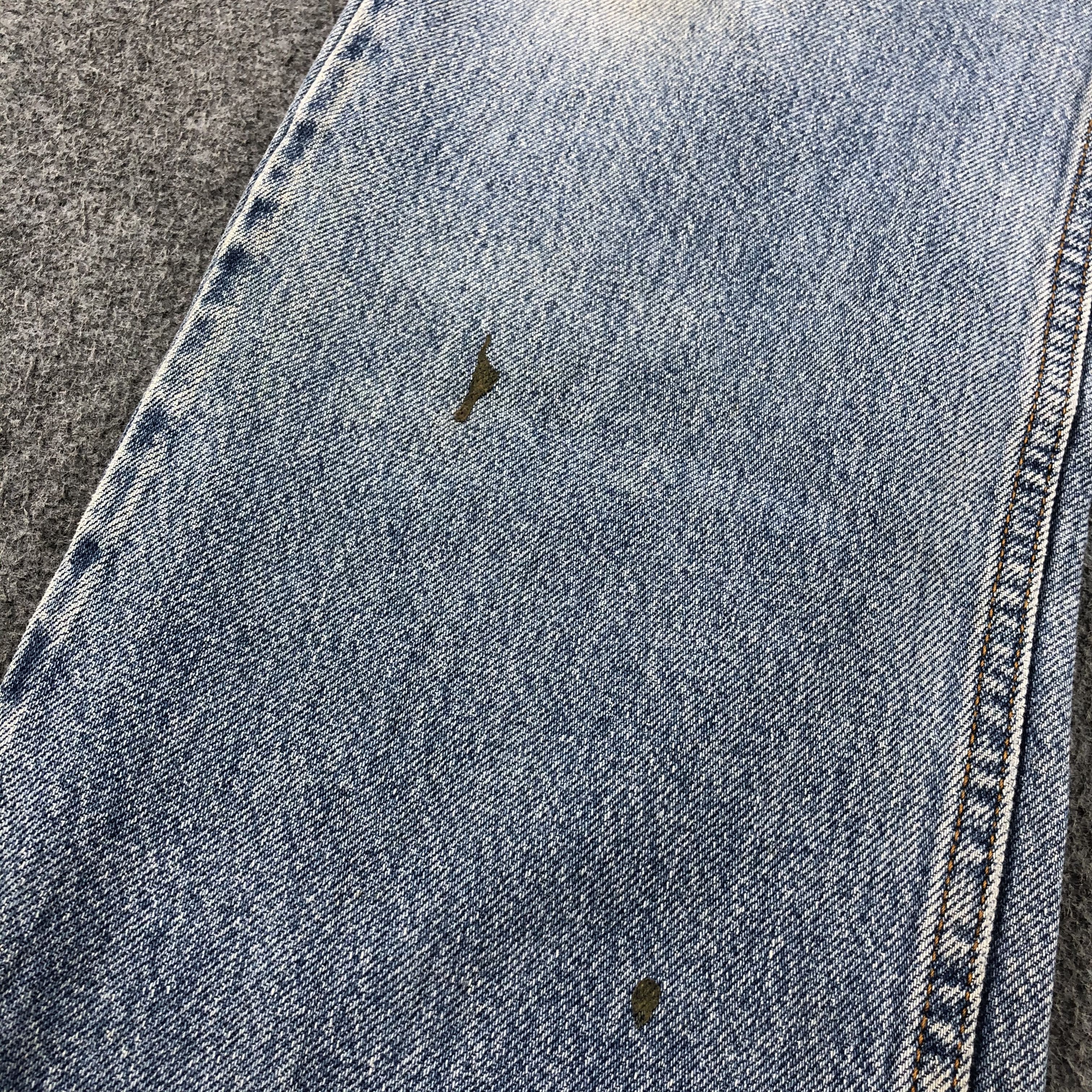 Levi's Vintage Light Wash Levis 505 Jeans-J2048 Size US 35 - 8 Thumbnail