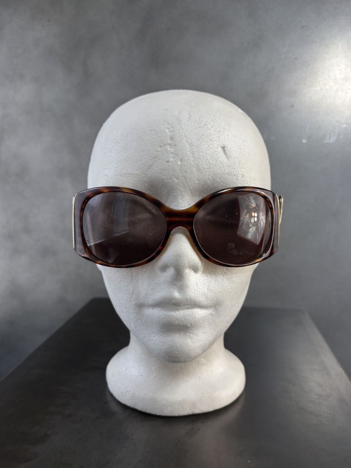 Vintage × Vogue 2000s Vintage Vogue Sunglasses Drop Arm VO 2519-S Y2K Glam Size ONE SIZE - 5 Thumbnail