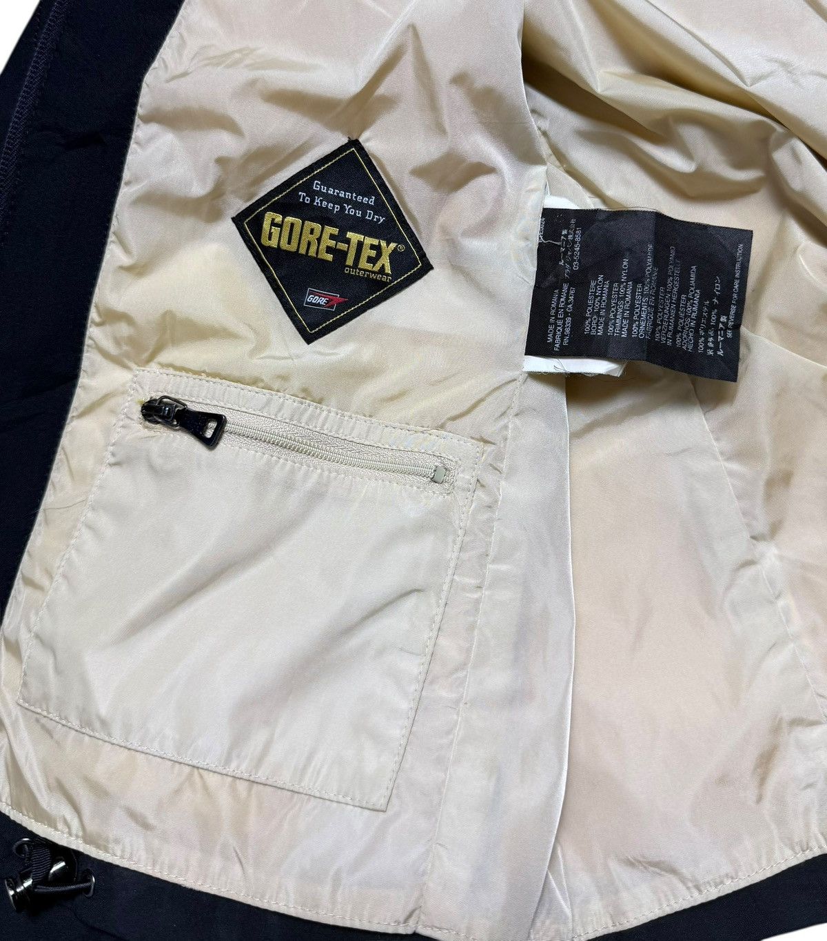Prada PRADA Gore-Tex Jacket Art.280412 Size XS / US 0-2 / IT 36-38 - 8 Thumbnail