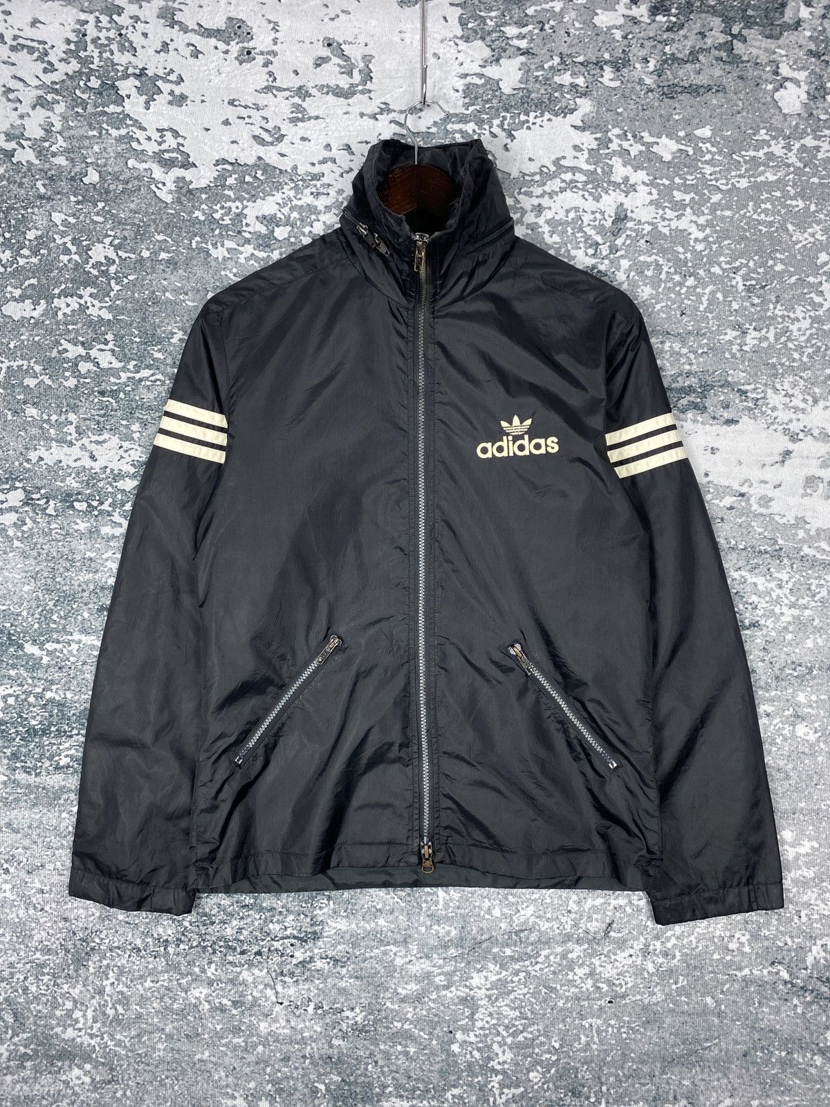 Adidas Vintage 90s Adidas Windbreaker Size US M / EU 48-50 / 2 - 1 Thumbnail