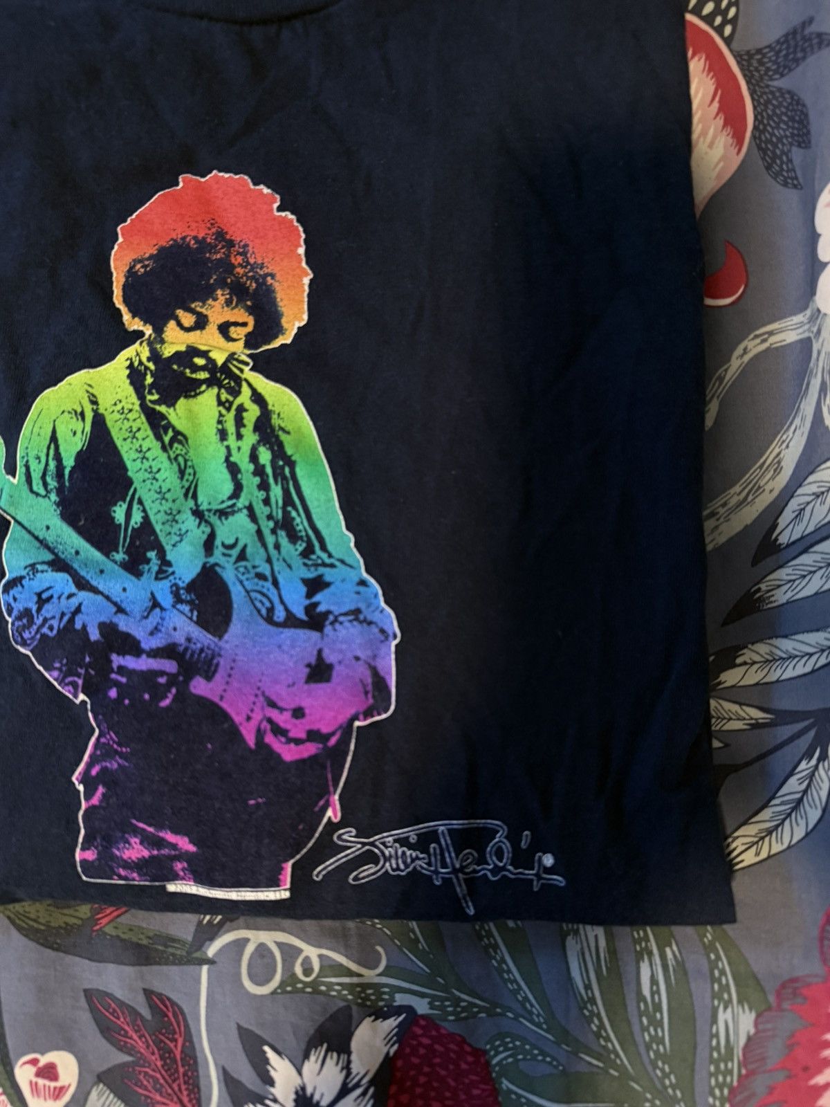 Other Authentic Jimi Hendrix Felt Graphic Tee Size US XL / EU 56 / 4 - 2 Thumbnail