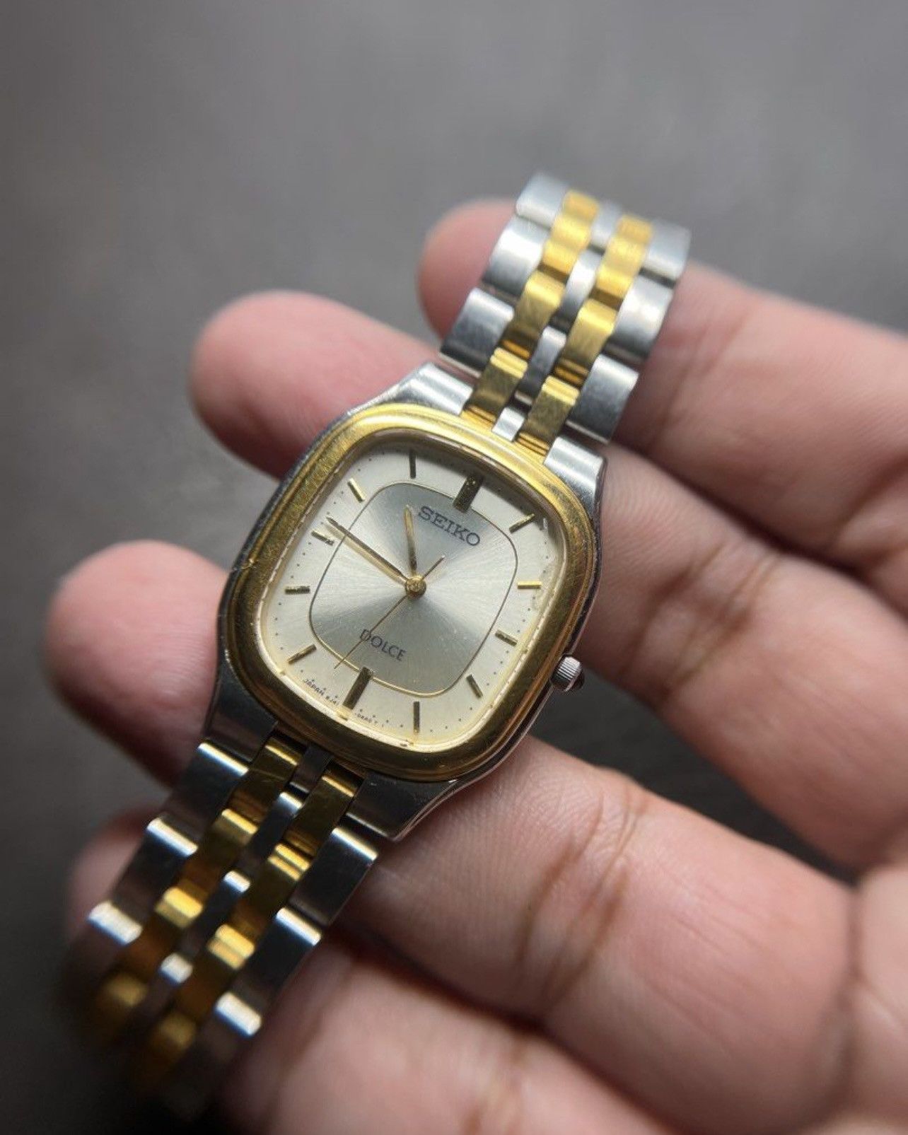 Seiko Vintage 90s Seiko Dolce Tank Two Tone Sunray Dial Size ONE SIZE - 1 Thumbnail