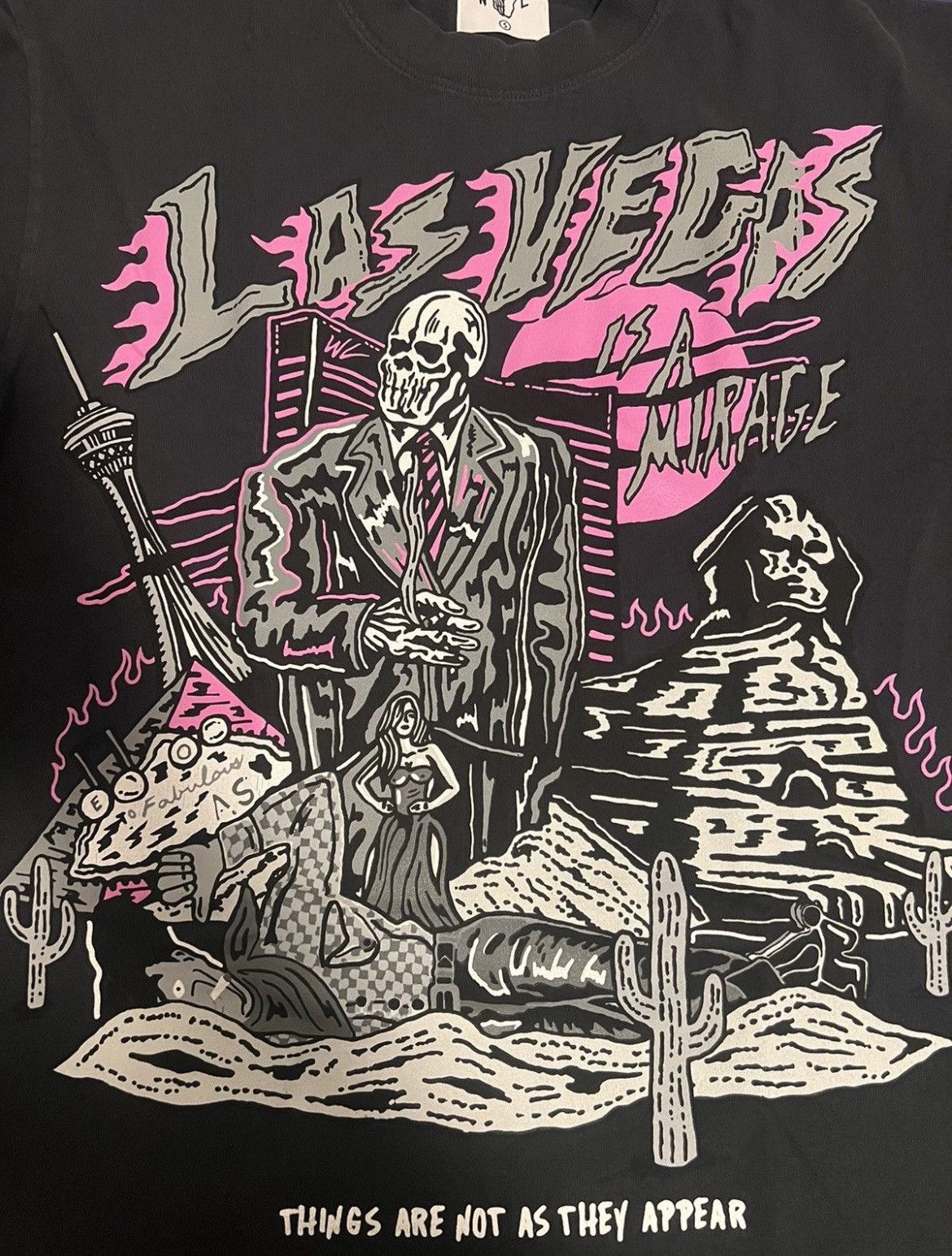Warren Lotas Las Vegas is a Mirage T-Shirt - Black Size Small Size US S / EU 44-46 / 1 - 3 Thumbnail