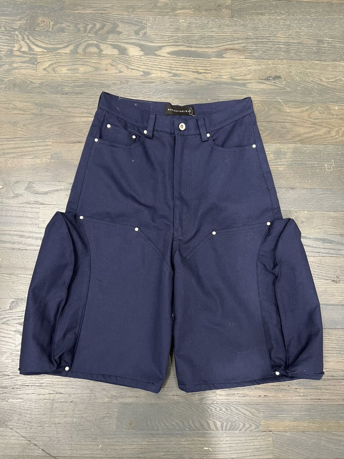 Stain glass cargo pocket shorts