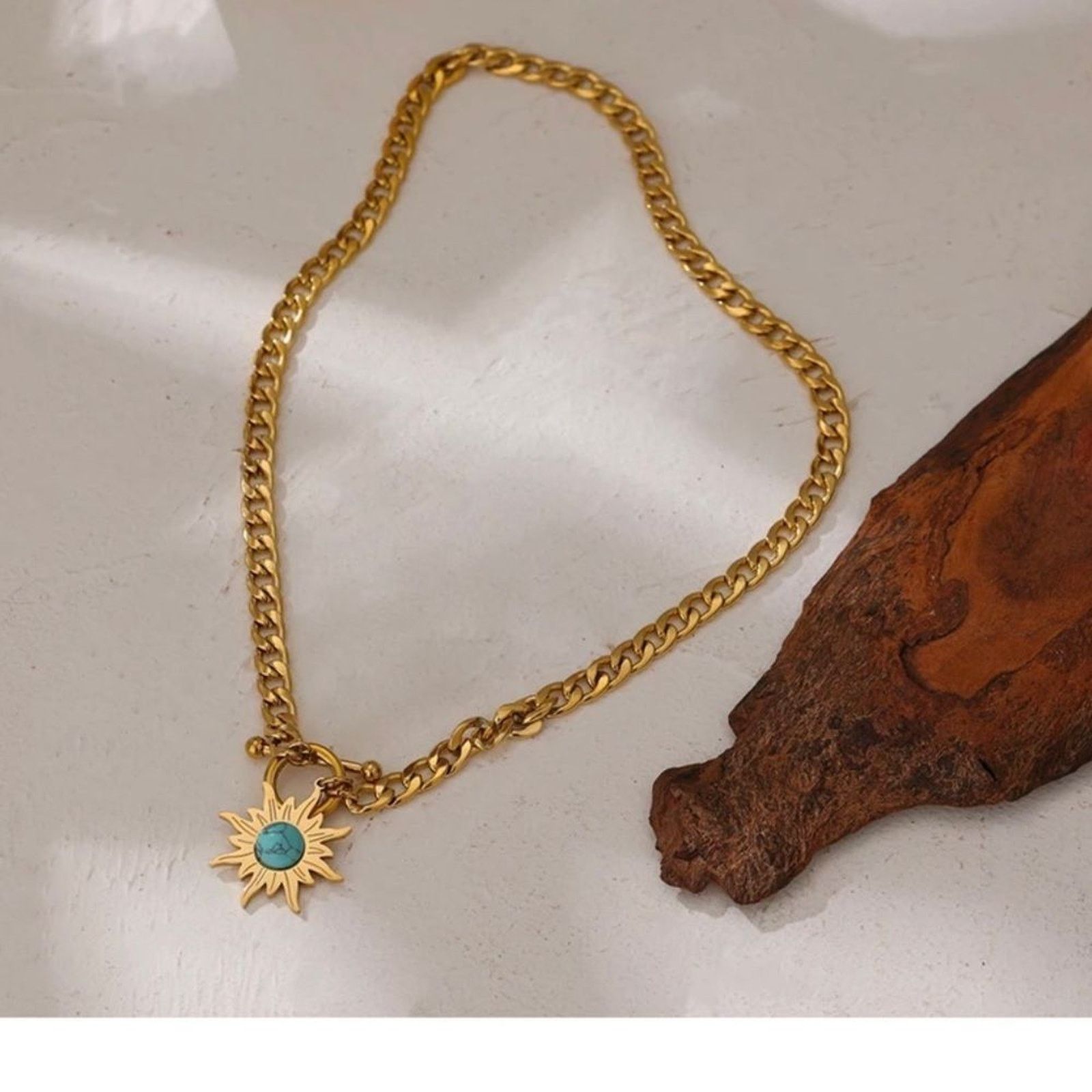 Other Sun Flower Pendant Necklace Stainless Steel Golden 18K Chain Size ONE SIZE - 2 Thumbnail