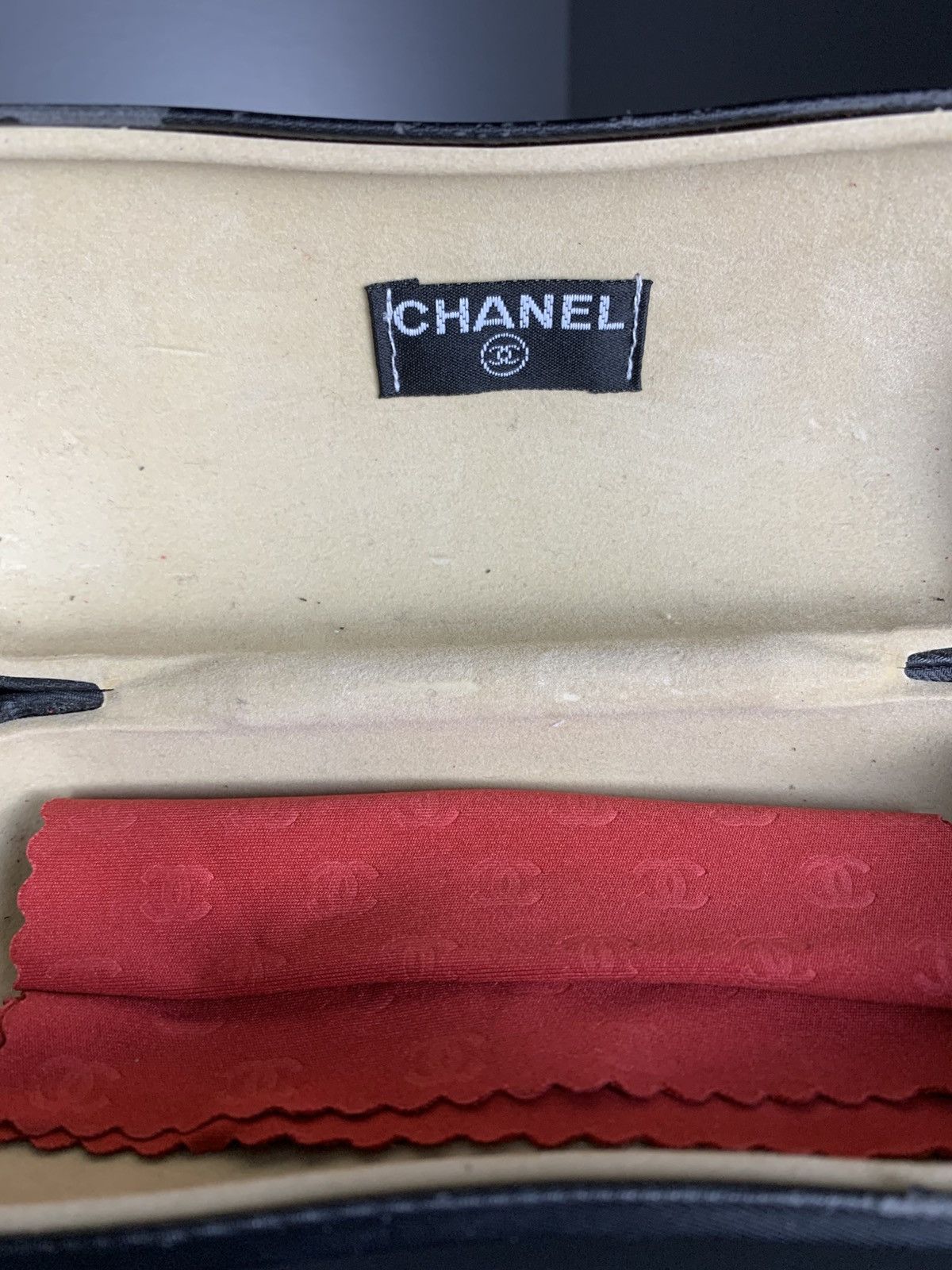 Chanel Chanel Sunglasses Vintage Old Money Style Luxury Size ONE SIZE - 18 Thumbnail