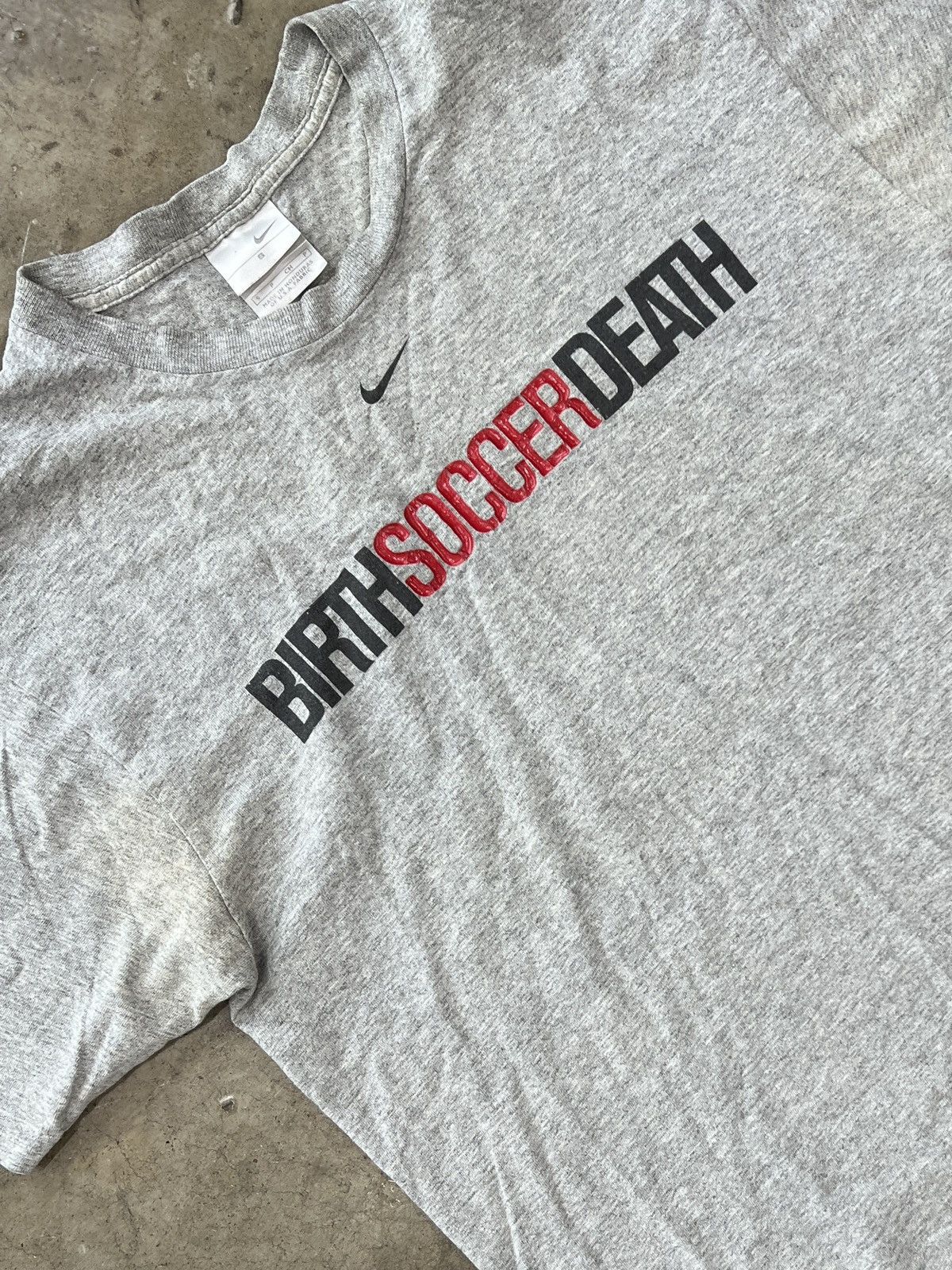 Nike × Vintage Vintage Nike Birth Soccer Death Tee Small Size US S / EU 44-46 / 1 - 1 Thumbnail