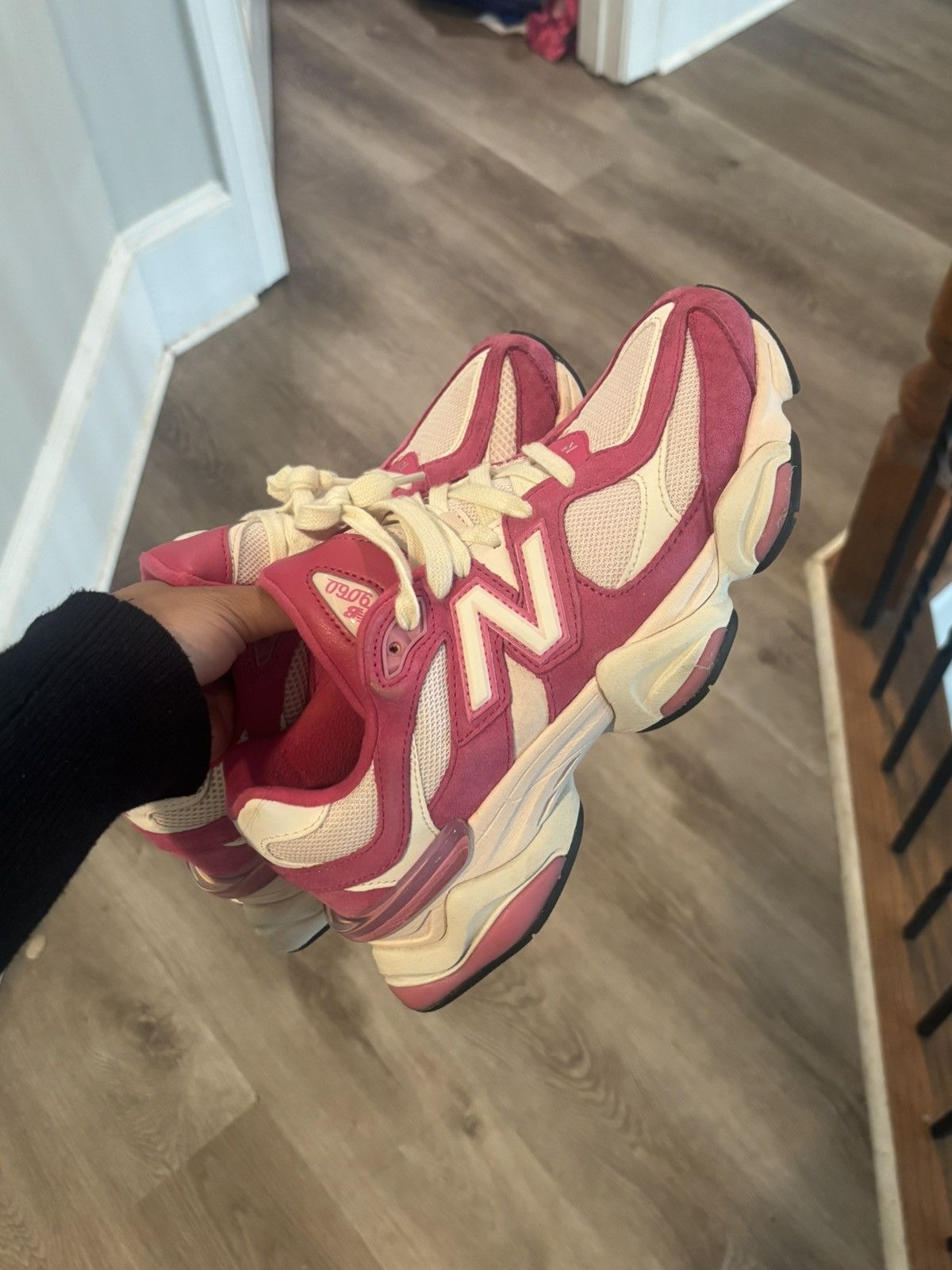 New Balance Nb 9060 in fuscia Size US 6.5 / EU 39-40 - 2 Thumbnail