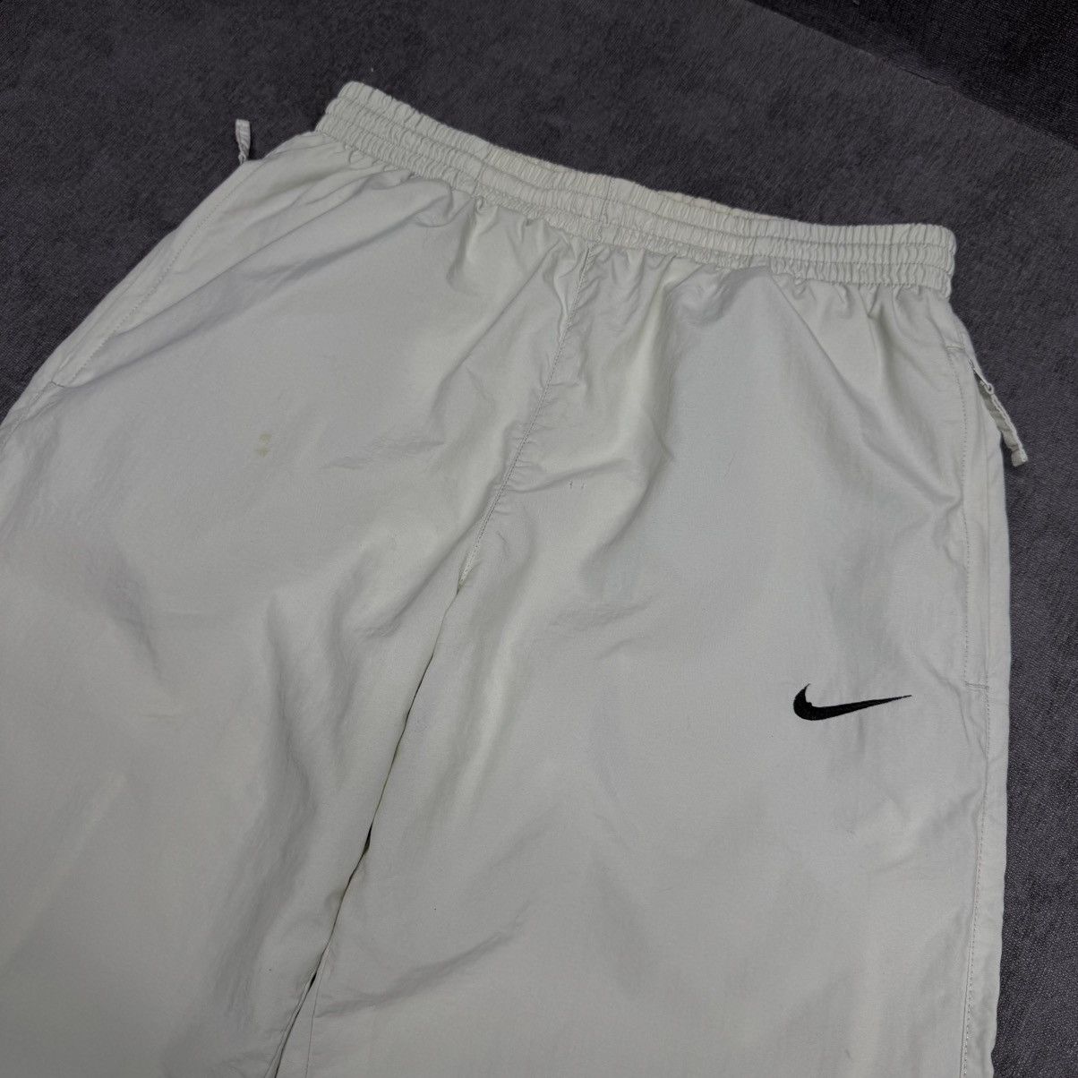 Nike × Vintage Vintage Nike BeigeY2K Baggy Track Pants Size US 30 / EU 46 - 2 Thumbnail