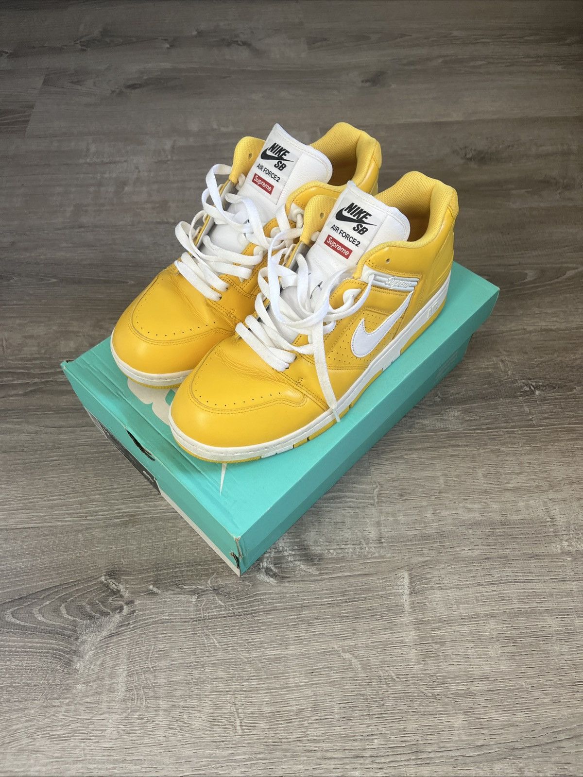Nike × Supreme Nike Supreme Air Force 2 Yellow Size US 12 / EU 45 - 1 Thumbnail