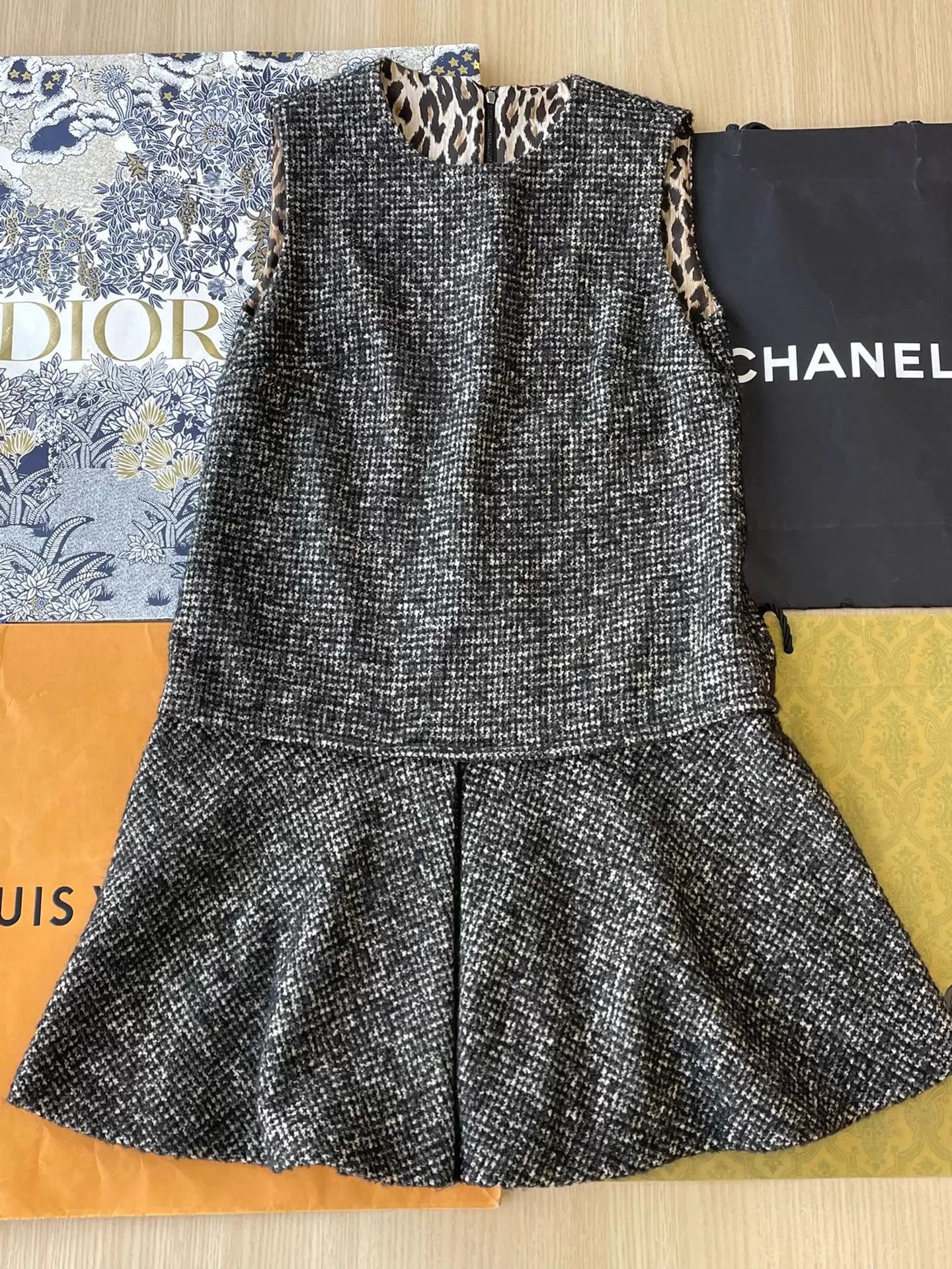 Dolce & Gabbana Dolce&Gabbana Gray & White Wool Sleeveless Dress EU42 Size M / US 6-8 / IT 42-44 - 1 Thumbnail