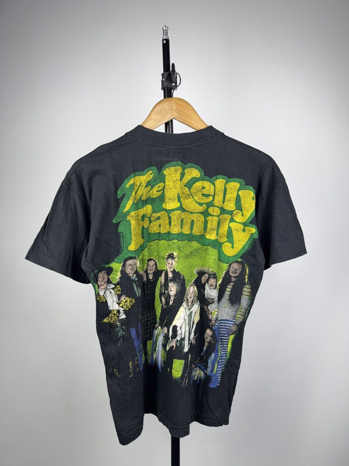 Band Tees Vintage 90s The Kelly Family Tour Double Sided Tee Shirt Size US S / EU 44-46 / 1 - 7 Thumbnail