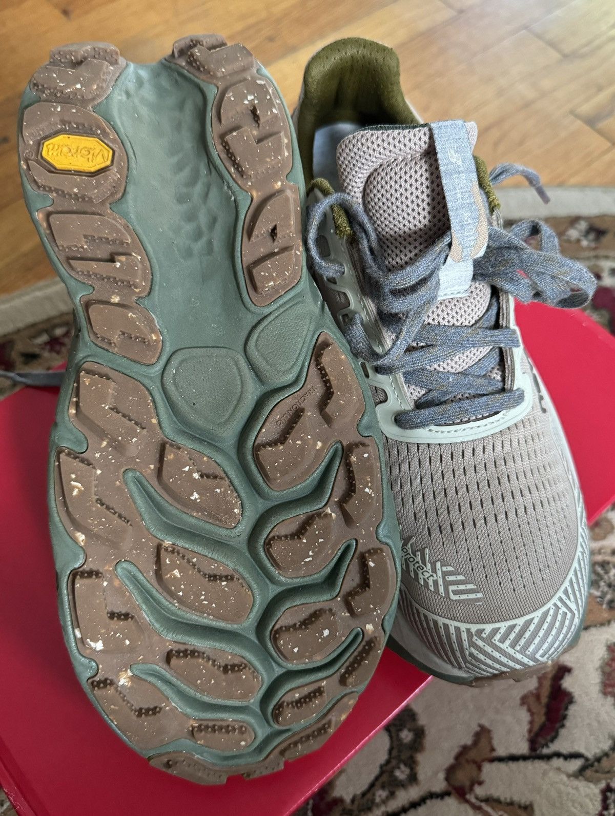 New Balance New Balance Fresh Foam x More Trail V3 “timberwolf” Size US 10.5 / EU 43-44 - 3 Thumbnail