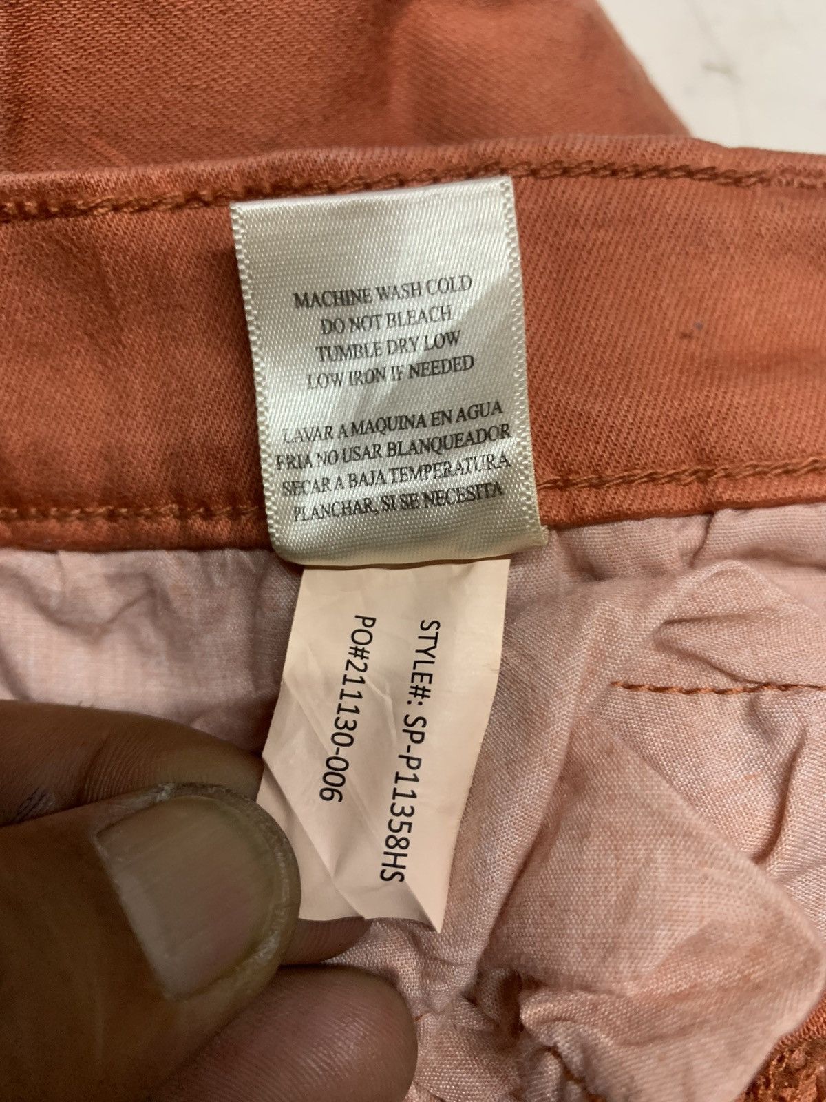 Designer Sneak peek retro bell bottom jeans Size 30" / US 8 / IT 44 - 22 Thumbnail
