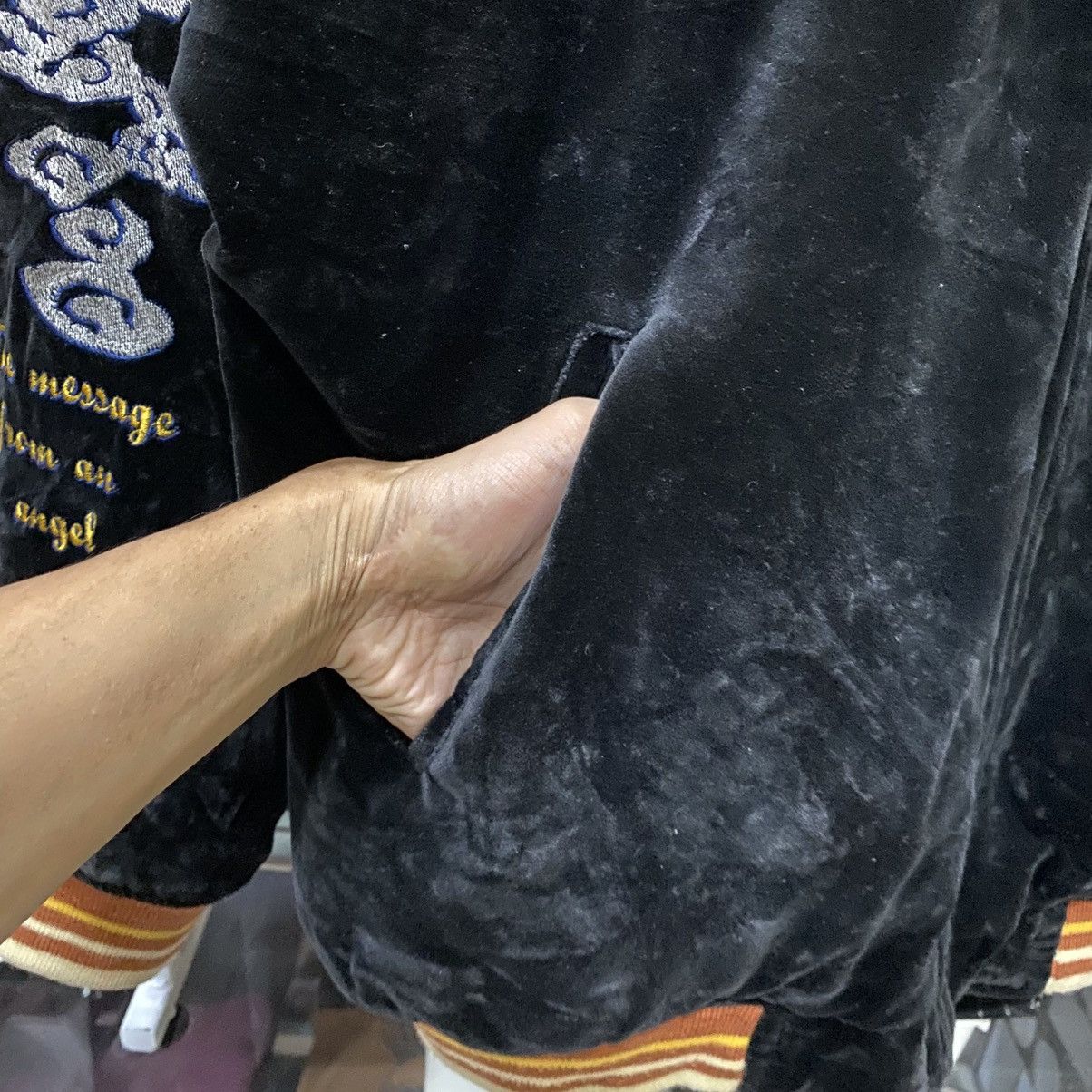 Japanese Brand VTG velvet sukajan souvenir jacket GRACEFUL JAPANESE ANEGO Size US L / EU 52-54 / 3 - 13 Thumbnail