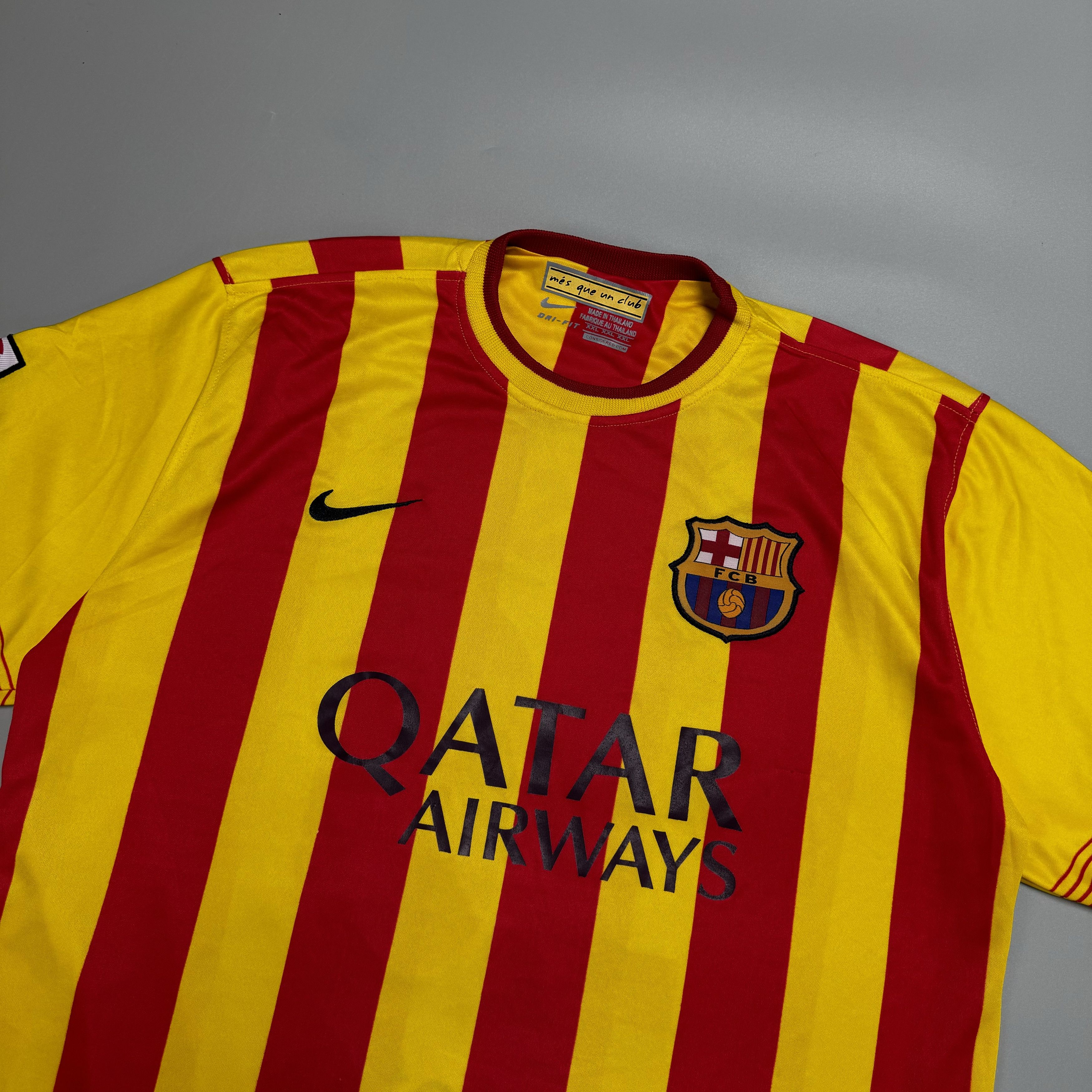 Nike NIKE MESSI BARCELONA 2013-15 AWAY SOCCER JERSEY FAKE Size US XL / EU 56 / 4 - 7 Thumbnail