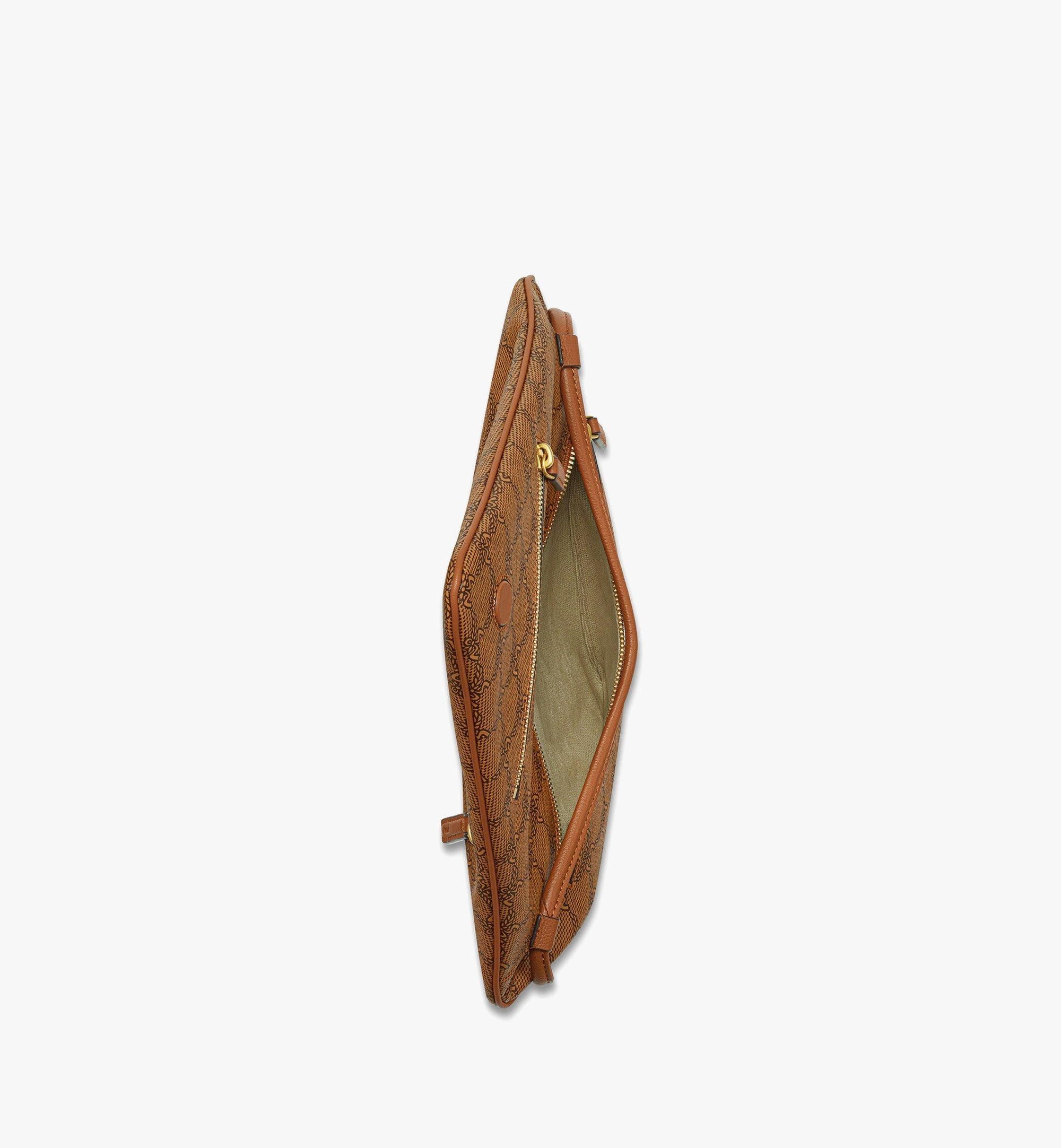 MCM o1mt1gz0725 Size: OS / Pouch in Brown Size ONE SIZE - 3 Thumbnail
