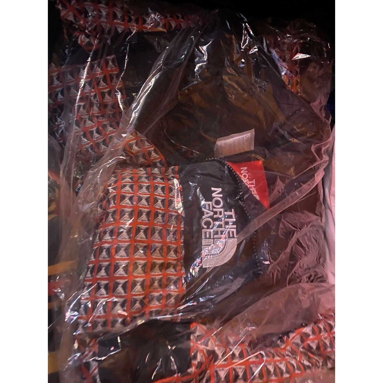Supreme Supreme The North Face Studded Nuptse Vest Red Sz Medium New Size US M / EU 48-50 / 2 - 4 Thumbnail