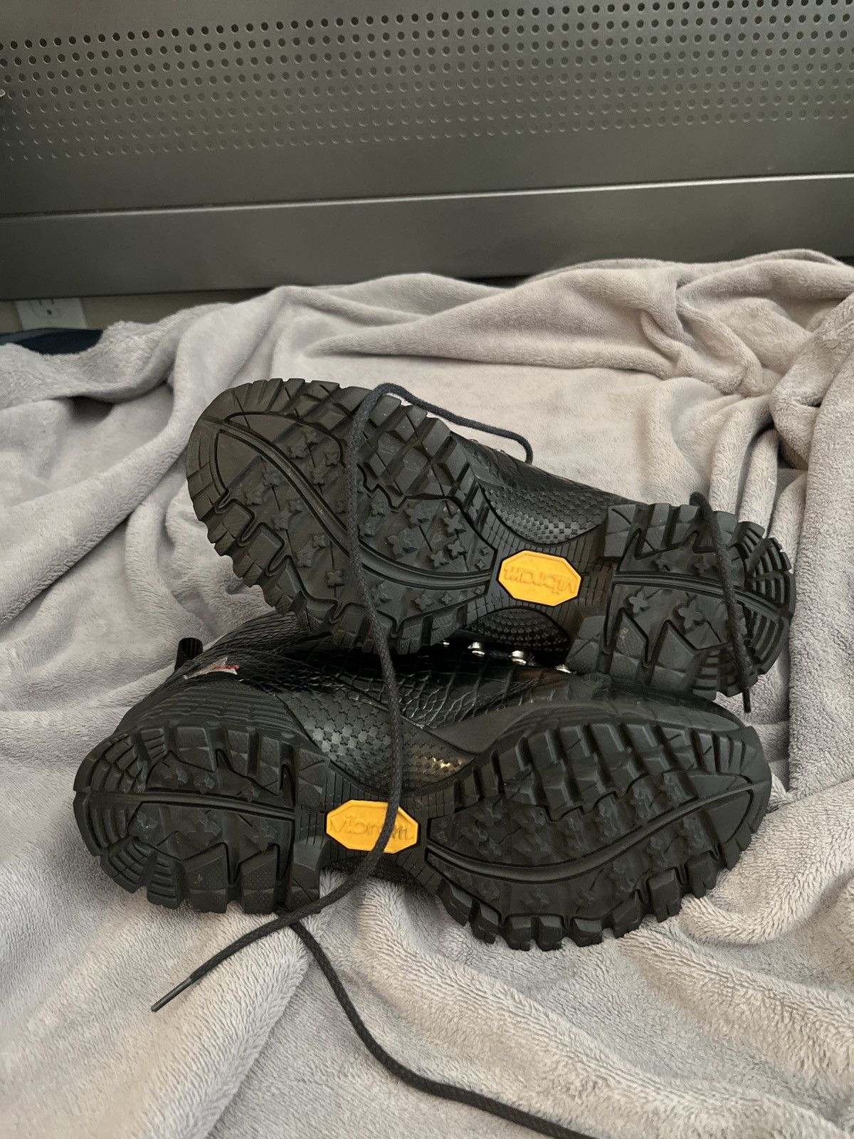 1017 ALYX 9SM × ROA 1017 ALYX 9SM Black Roa Croc Hiking Boots Size US 8 / IT 38 - 3 Thumbnail