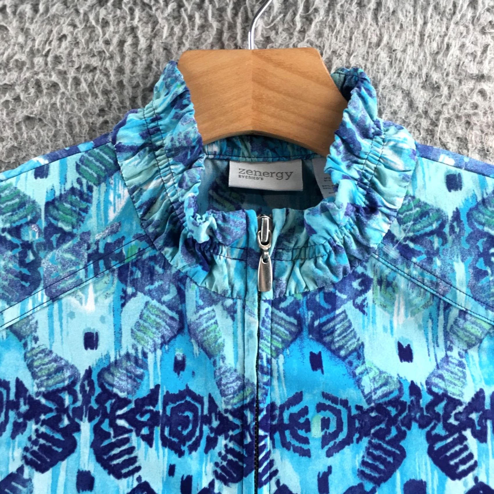 Vintage Chico's Zenergy Jacket Womens Blue Ikat Zip Up Stretch Pockets 3/4 Sleeves Cardigan Style Casual Overall Fit Regular Mens? Size XS / US 0-2 / IT 36-38 - 3 Thumbnail