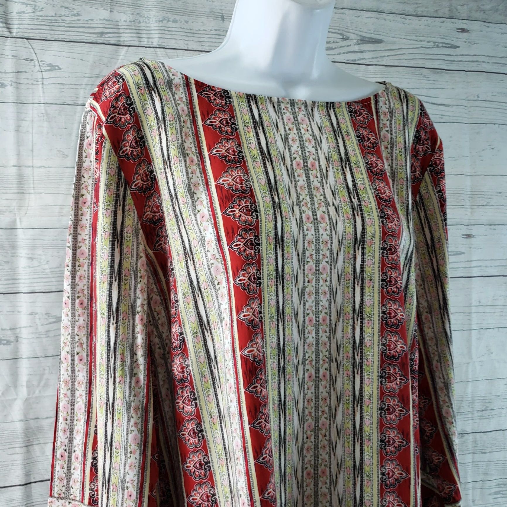 J. Jill J. Jill Womens Top Blouse XL Pink Floral Long Sleeve Rayon Boat Neck Shirt Womens XL Pink Floral Long Sleeve Rayon J. Jill Top Size XL / US 12-14 / IT 48-50 - 2 Thumbnail
