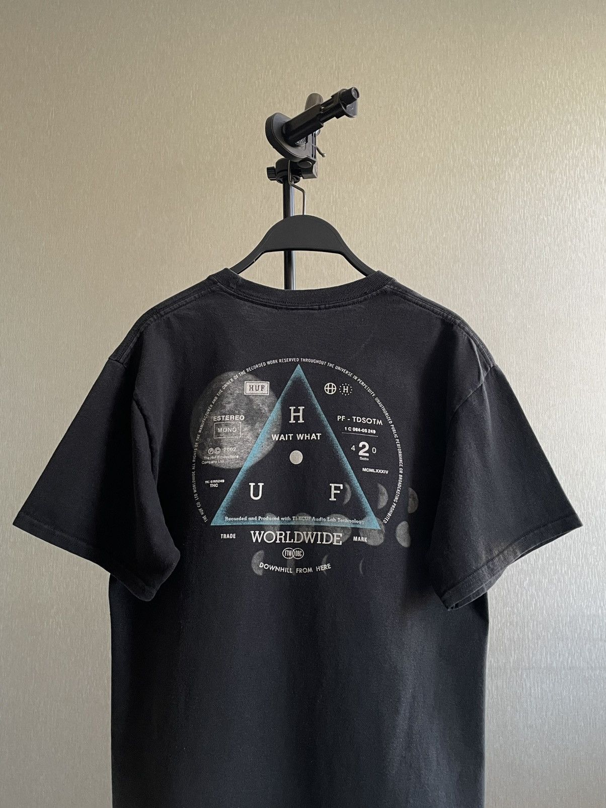 Huf Huf: A T-Shirt Size US M / EU 48-50 / 2 - 1 Thumbnail