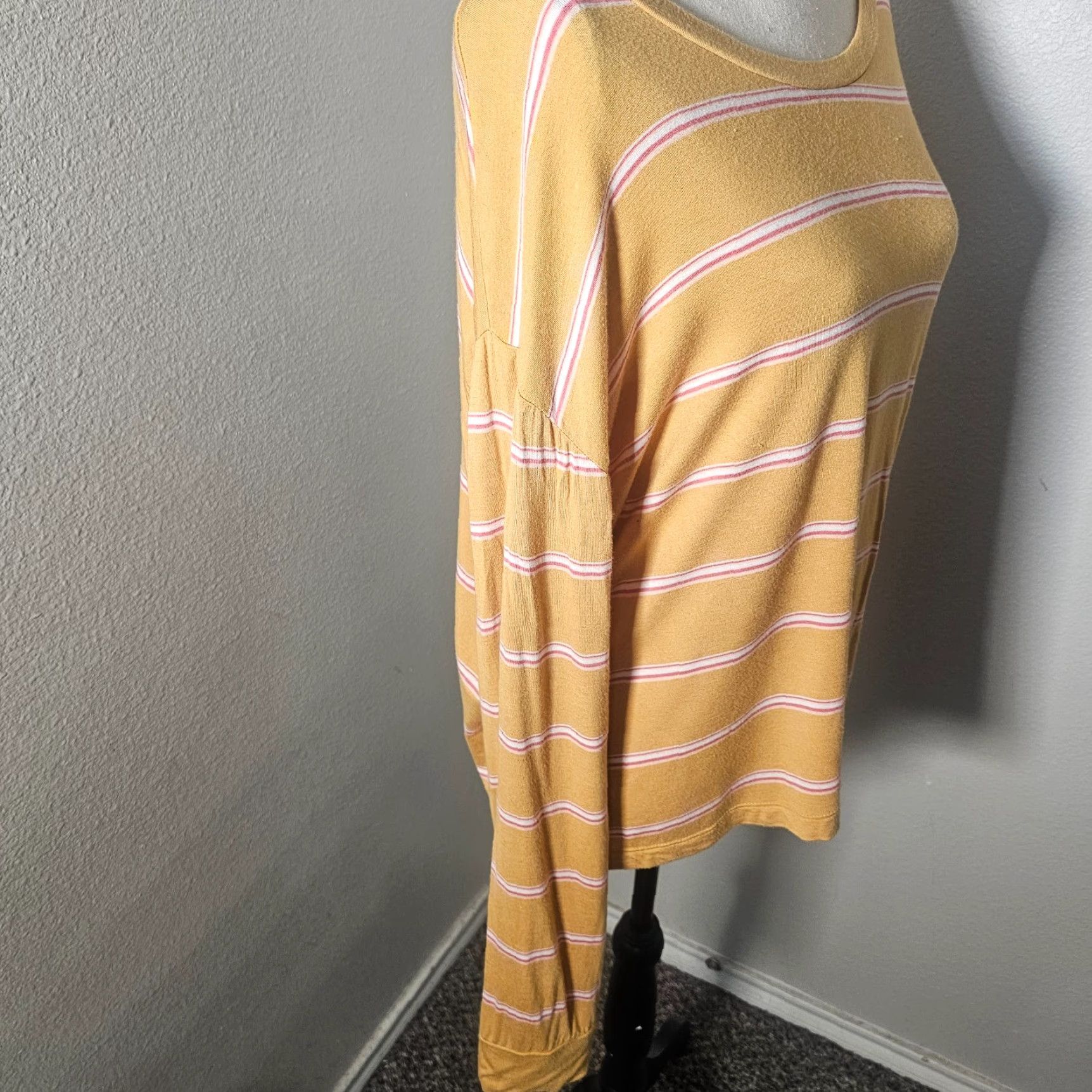 Vintage VINTAGE Aero Tee Shirt Women XL Yellow Striped Seriously Soft Tomboy Long Sleeve Stretch Shirt Size XL / US 12-14 / IT 48-50 - 4 Thumbnail