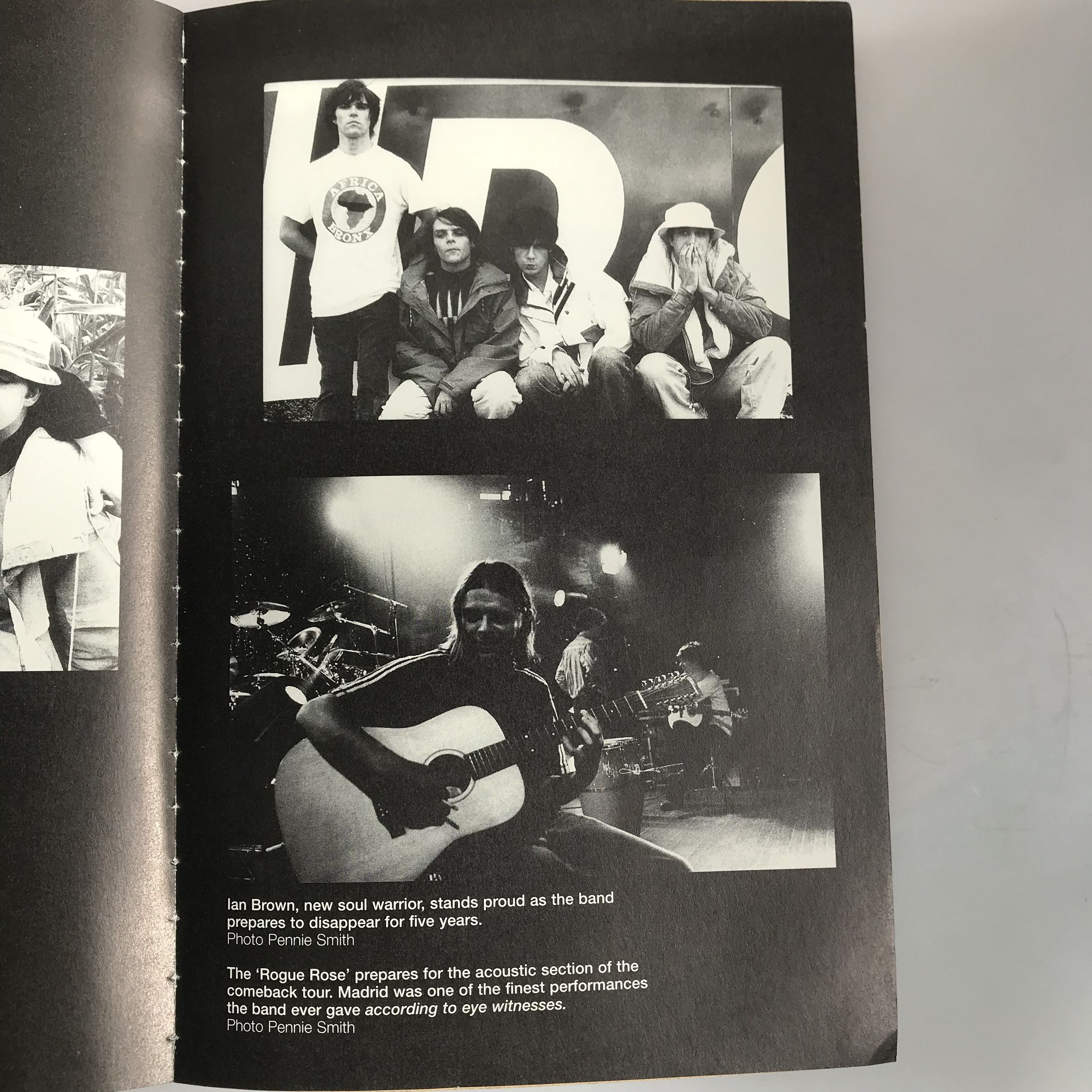 Other UK Vintage First Publish 1997 The Stone Roses Size ONE SIZE - 10 Thumbnail