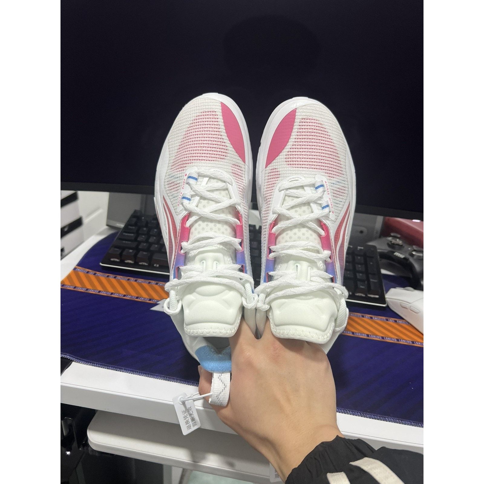 Li-Ning LI-NING Speed 10 Premium White Pink Blue Basketball Shoes Size US 8.5 / EU 41-42 - 5 Thumbnail