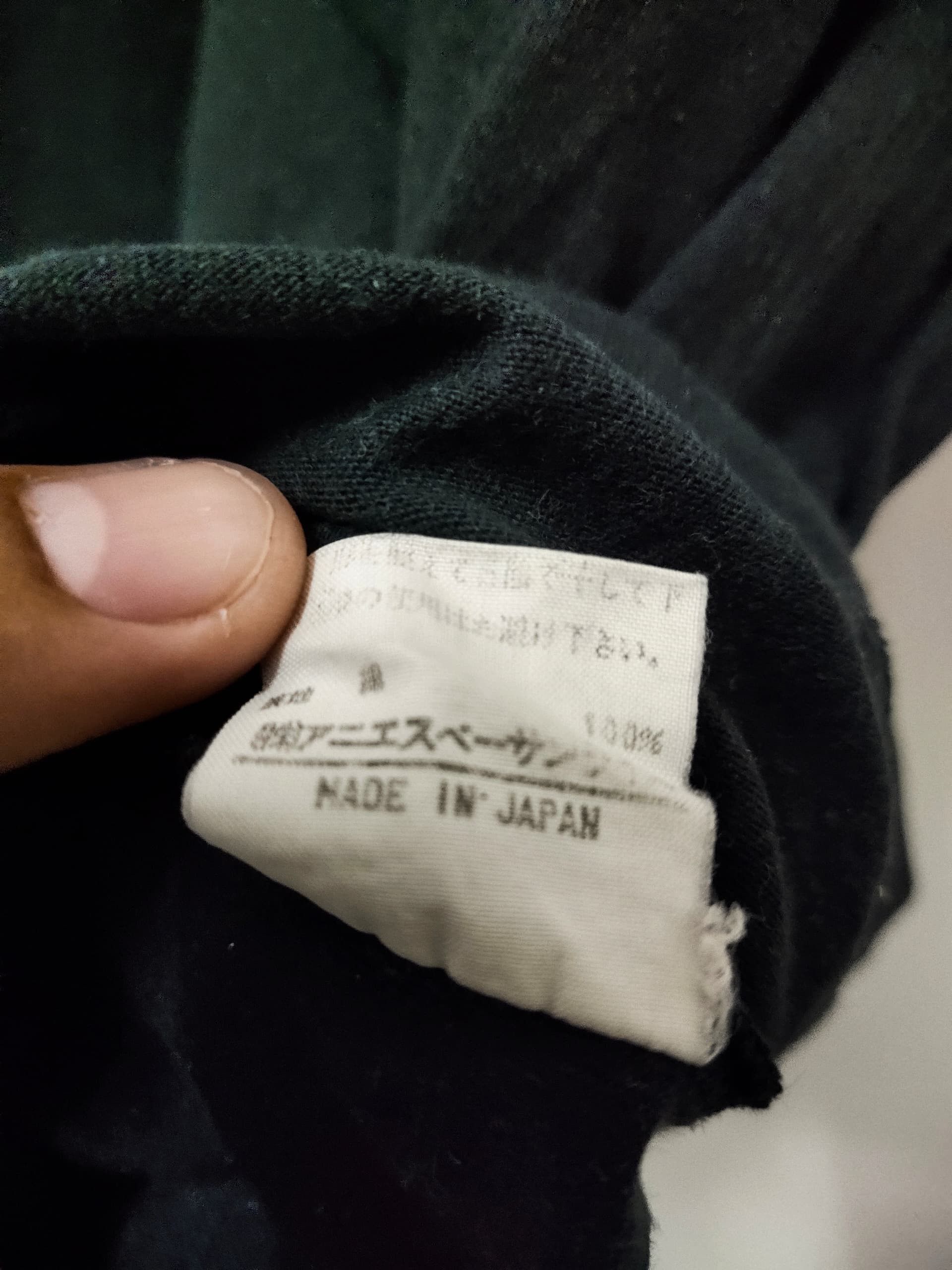 agnes b. Vintage 90s Agnes B. plain pocket single logo black t shirt Size US L / EU 52-54 / 3 - 4 Thumbnail