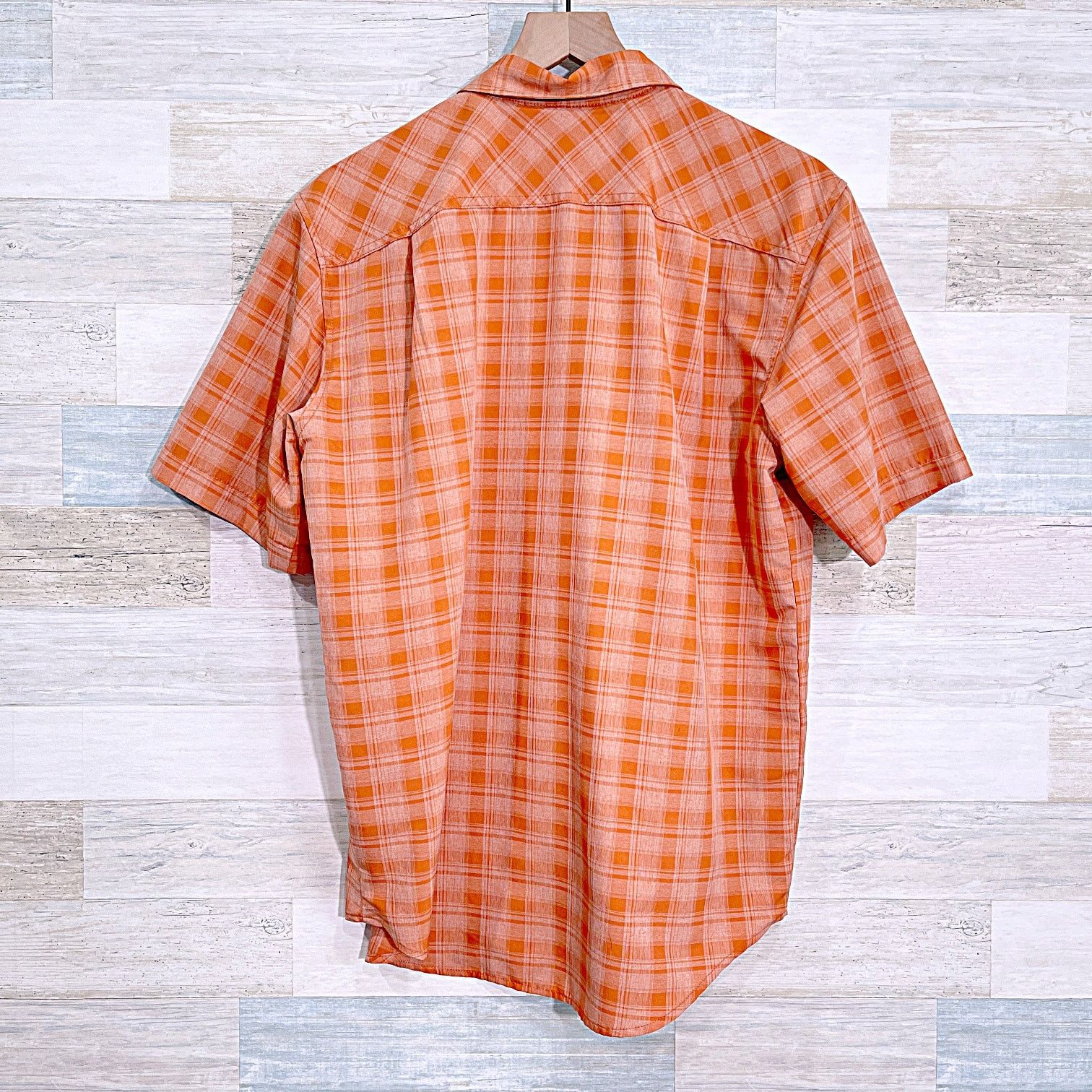 Orvis Orvis Short Sleeve Tech Shirt Orange Plaid Mens Medium Size US M / EU 48-50 / 2 - 4 Thumbnail
