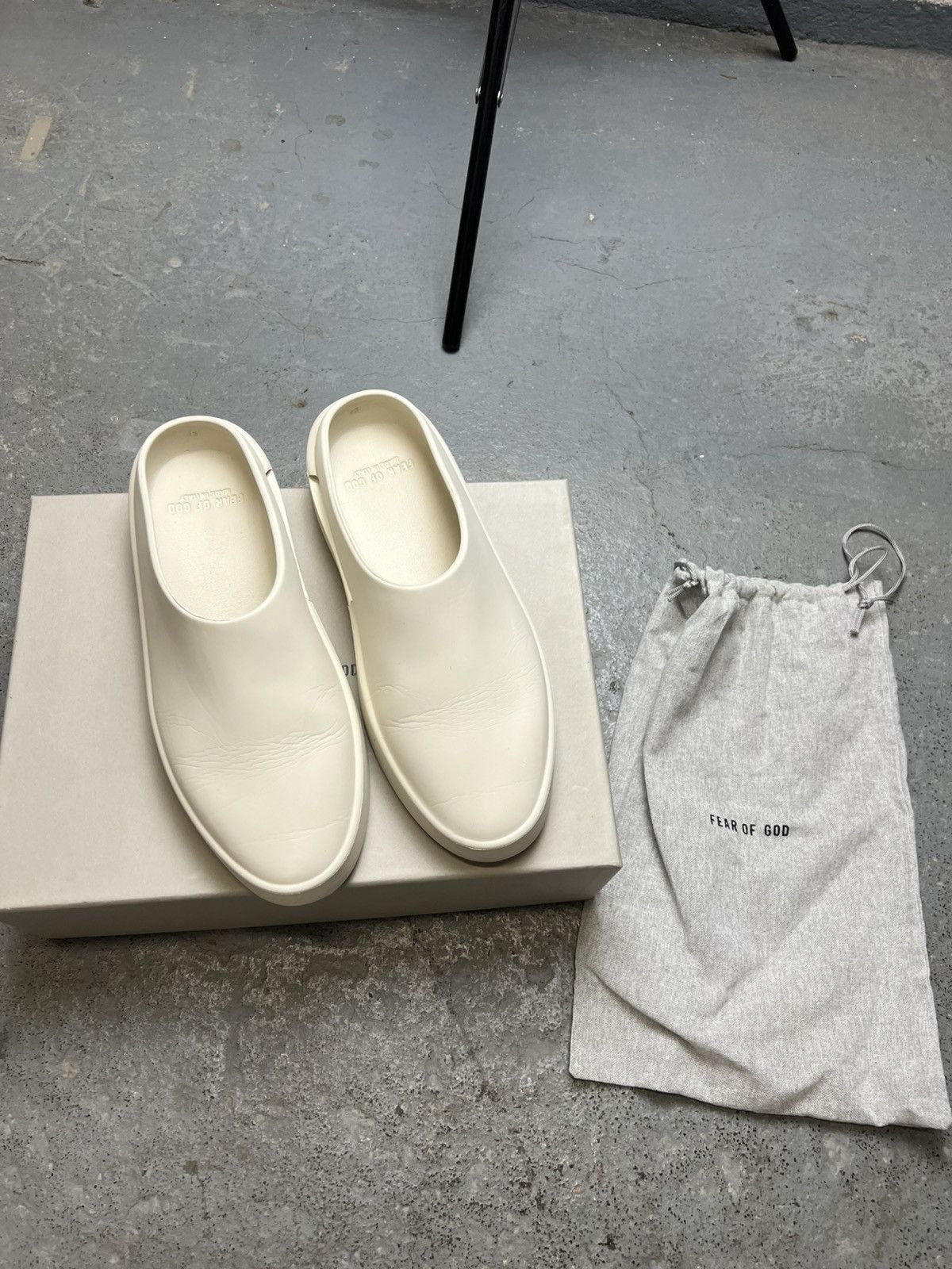 Fear of God Fear of God the California Greige Size US 10 / EU 43 - 1 Thumbnail