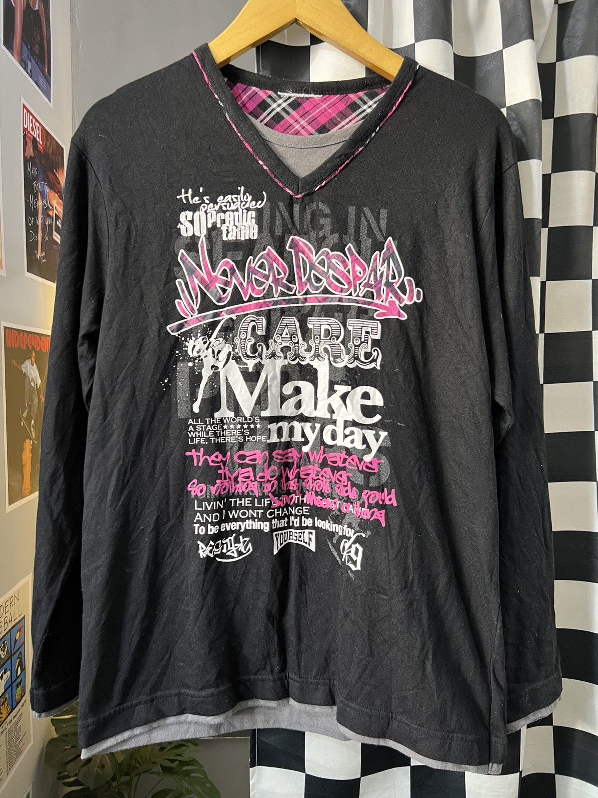 Vintage Y2K Graphic Long Sleeve Shirt Size US L / EU 52-54 / 3 - 1 Thumbnail