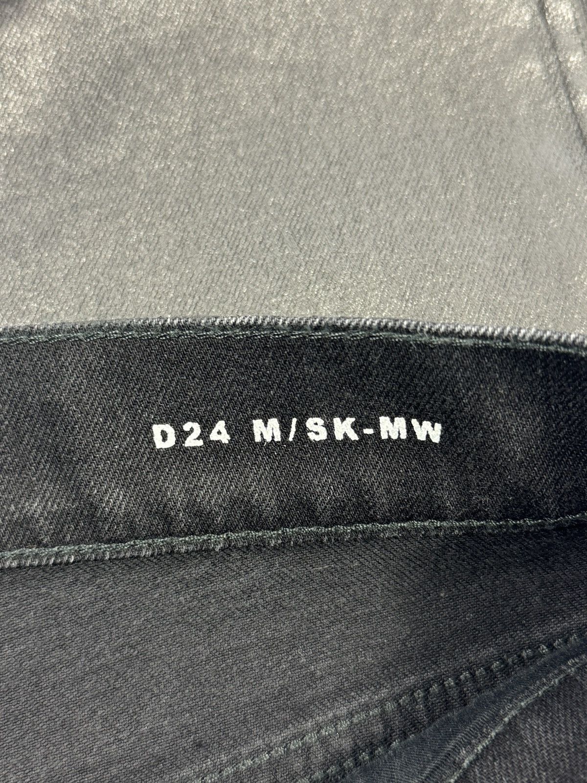 Saint Laurent Paris OIL COATED D24 DENIM JEANS Size US 33 - 5 Thumbnail