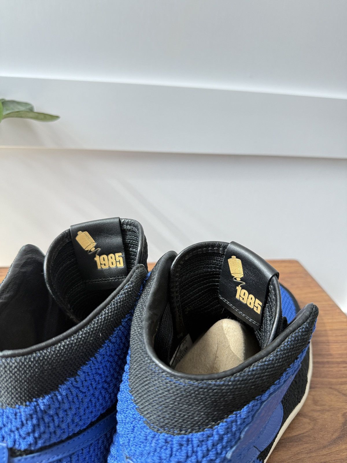 Jordan Brand Jordan 1 High Royal Flyknit Size US 9.5 / EU 42-43 - 9 Thumbnail
