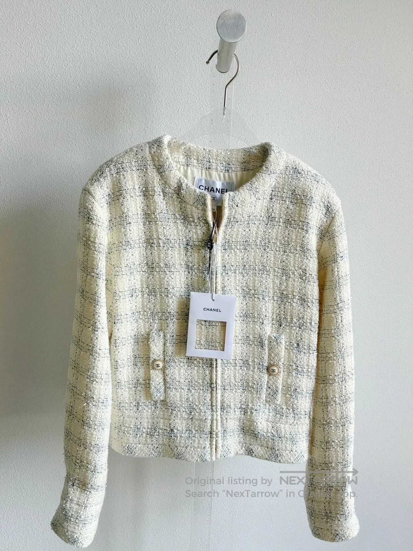 Chanel Chanel 19B White Tweed Coat. Size XXS / US 00 / IT 34 - 2 Thumbnail