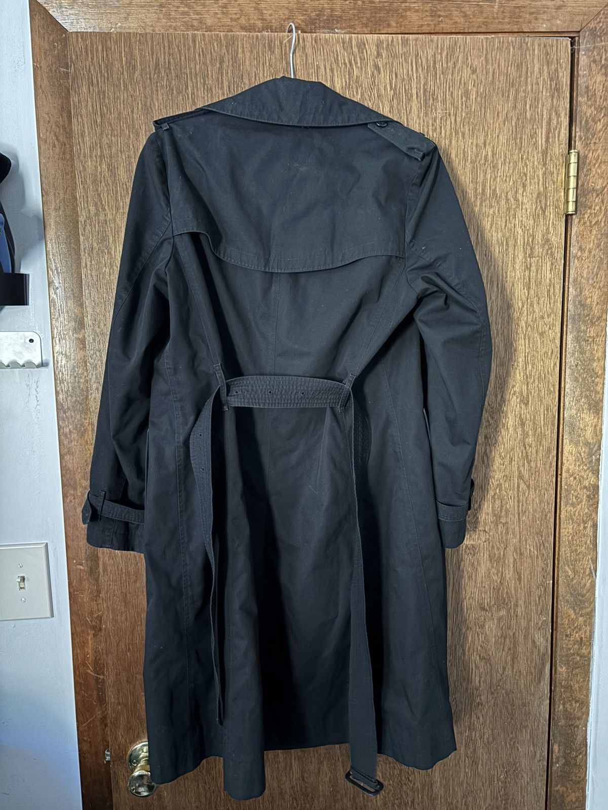 Burberry Large Women’s Vintage Burberry Trench Coat Size L / US 10 / IT 46 - 2 Thumbnail