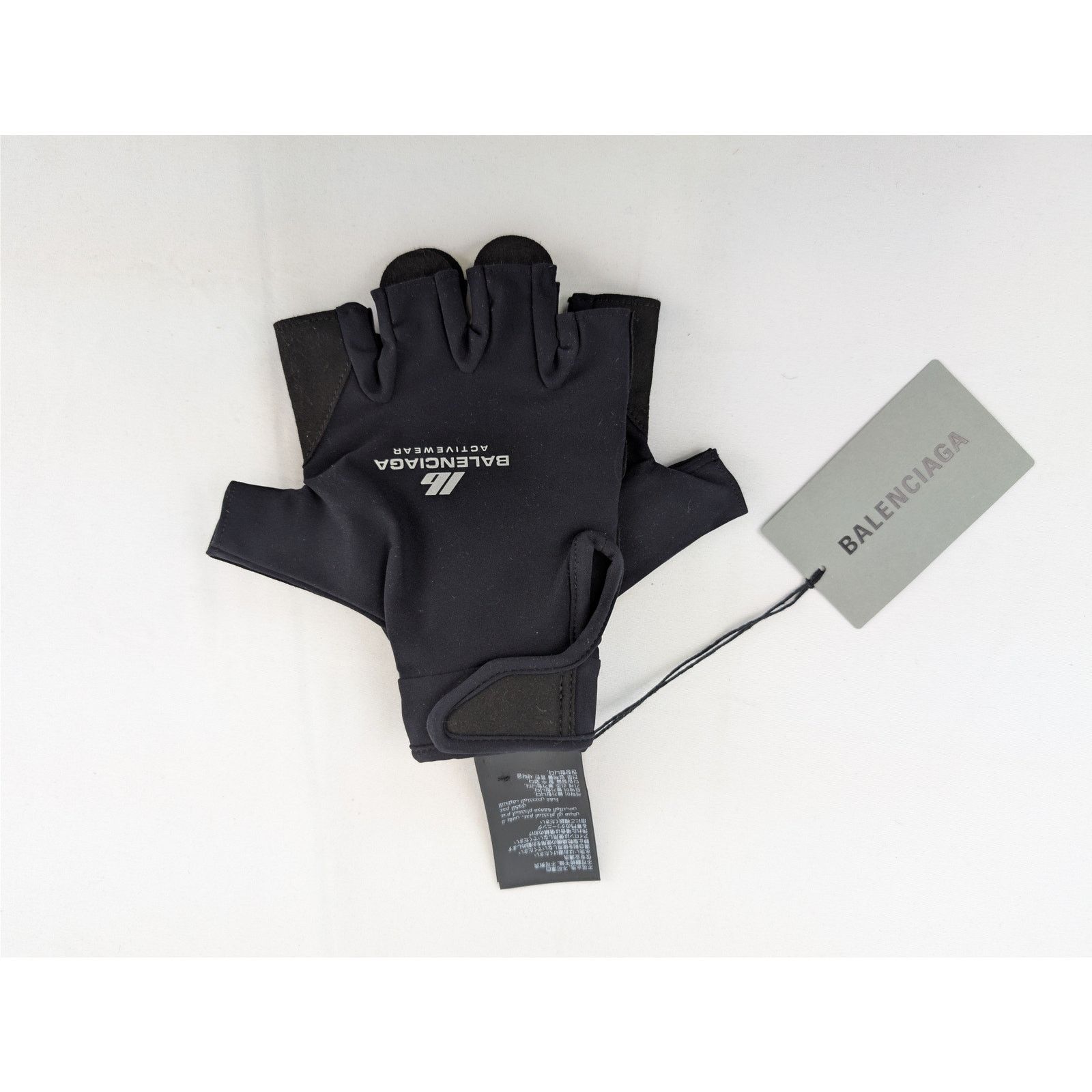 Balenciaga o1rshd1 Size: S / Activewear Open Finger Gloves in Black Size ONE SIZE - 11 Thumbnail