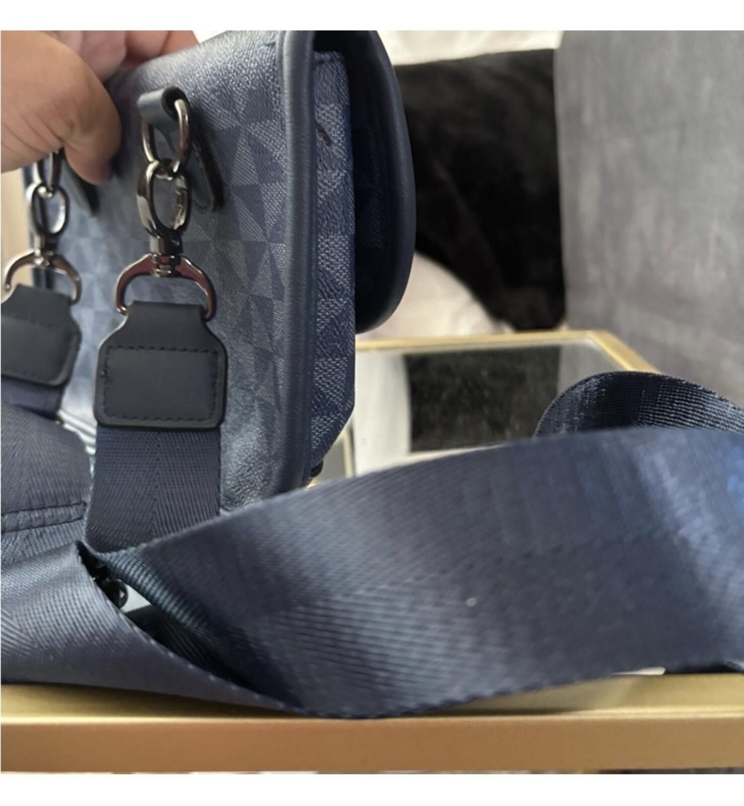 Other ( Boutique) Elegant Navy Blue Crossbody Bag Size ONE SIZE - 4 Thumbnail