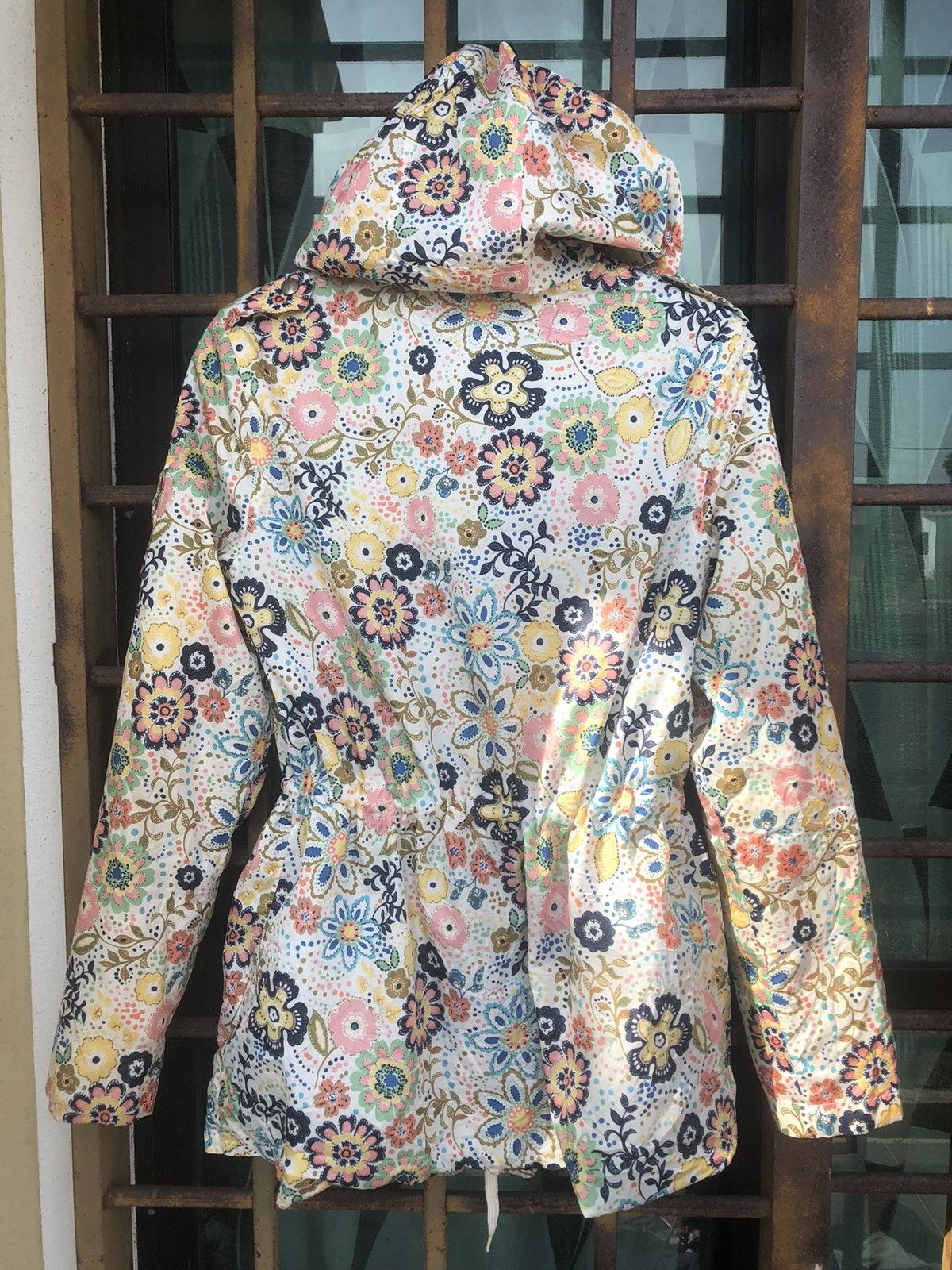 Mossimo Massimo Water Resistant Flower Design Zipper Hodie Size L / US 10 / IT 46 - 3 Thumbnail