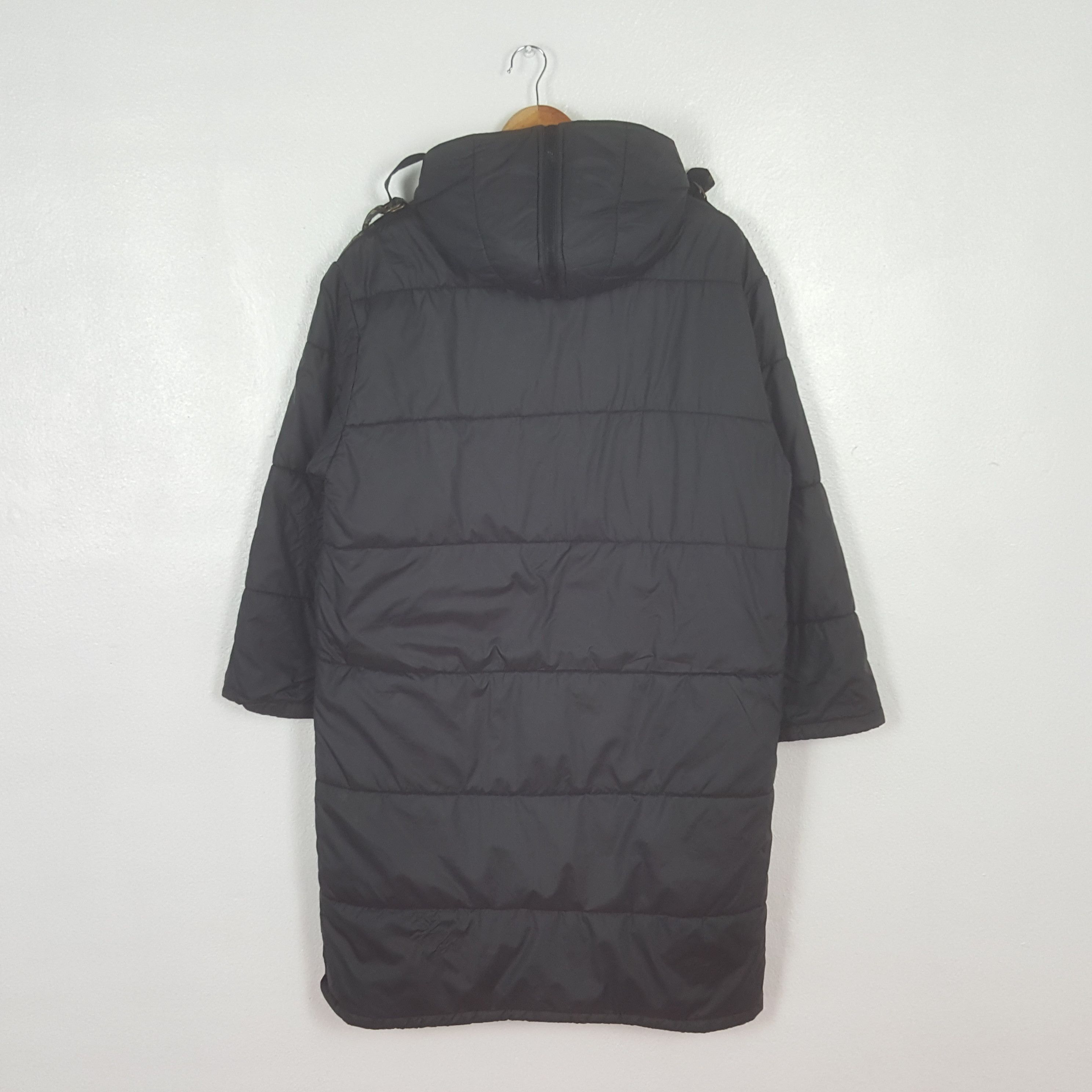 Fendi Vintage Fendi Italian Brand Puffer Jacket C310N17 Size US M / EU 48-50 / 2 - 3 Thumbnail