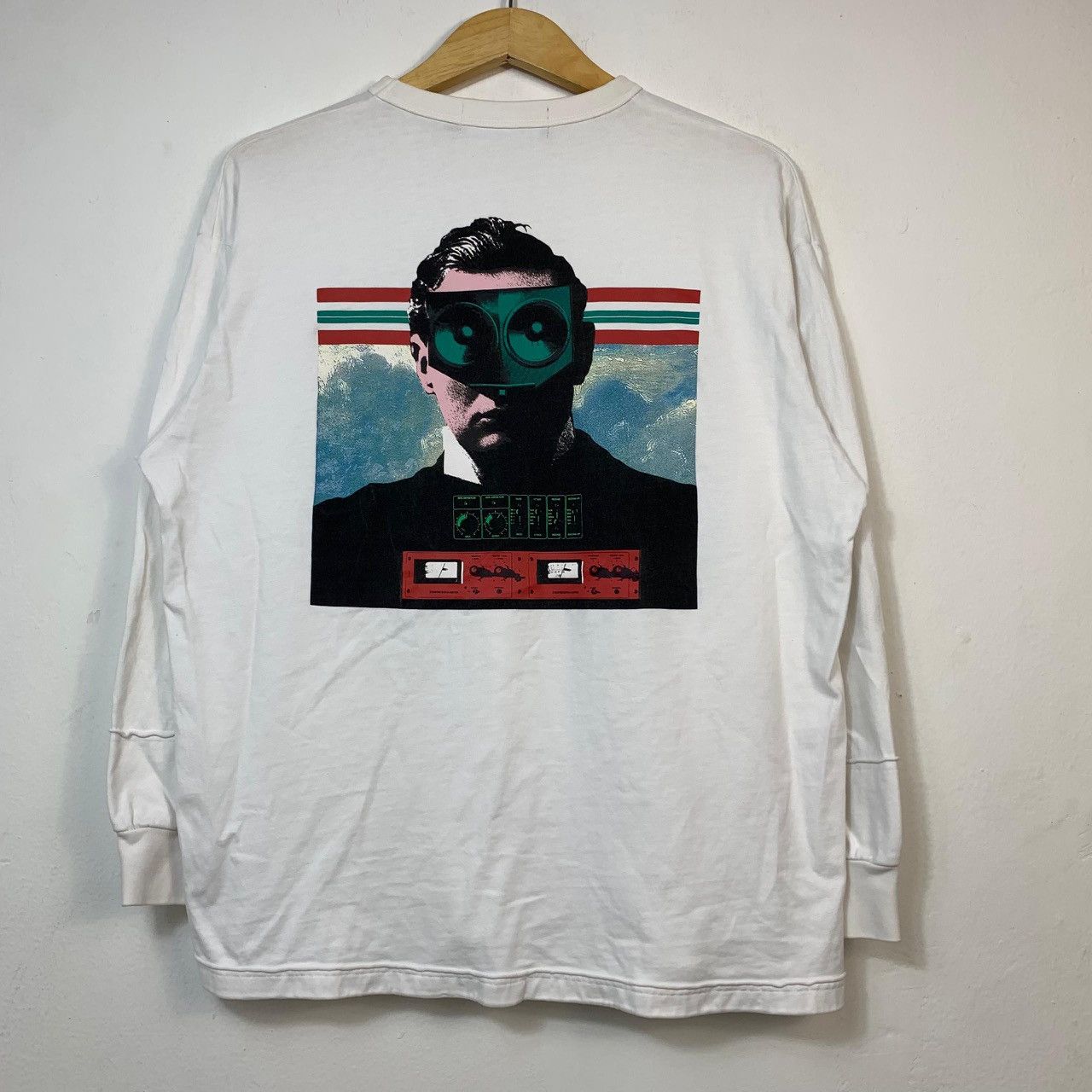 GU × Undercover UNDERCOVER Jun TAKAHASHI Long Sleeve Tee Photoprint Size US M / EU 48-50 / 2 - 1 Thumbnail